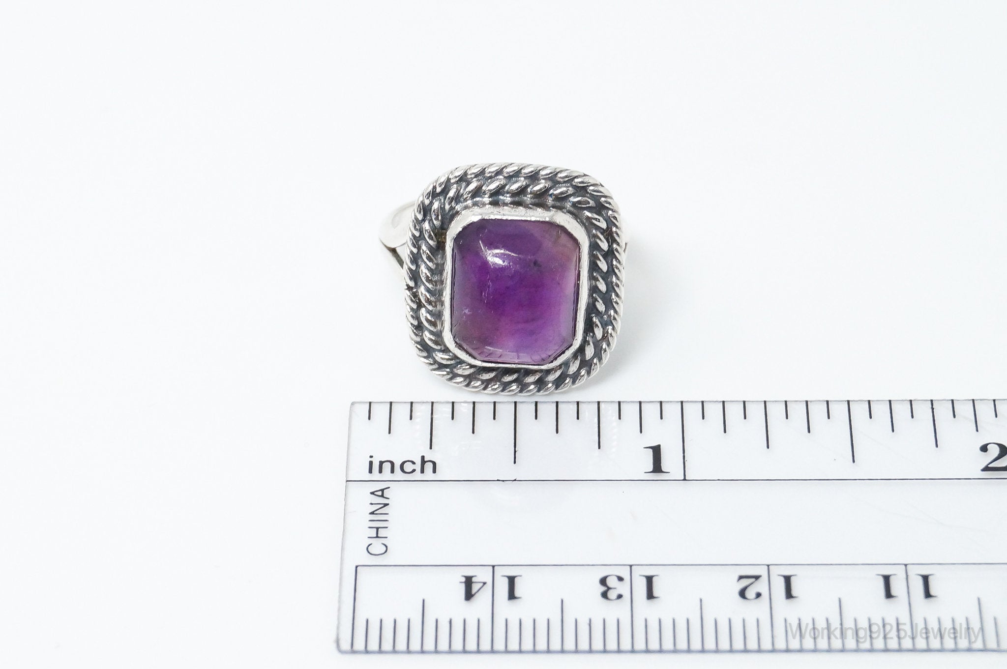 Vintage Native American Amethyst Unsigned Sterling Silver Ring - Size 7