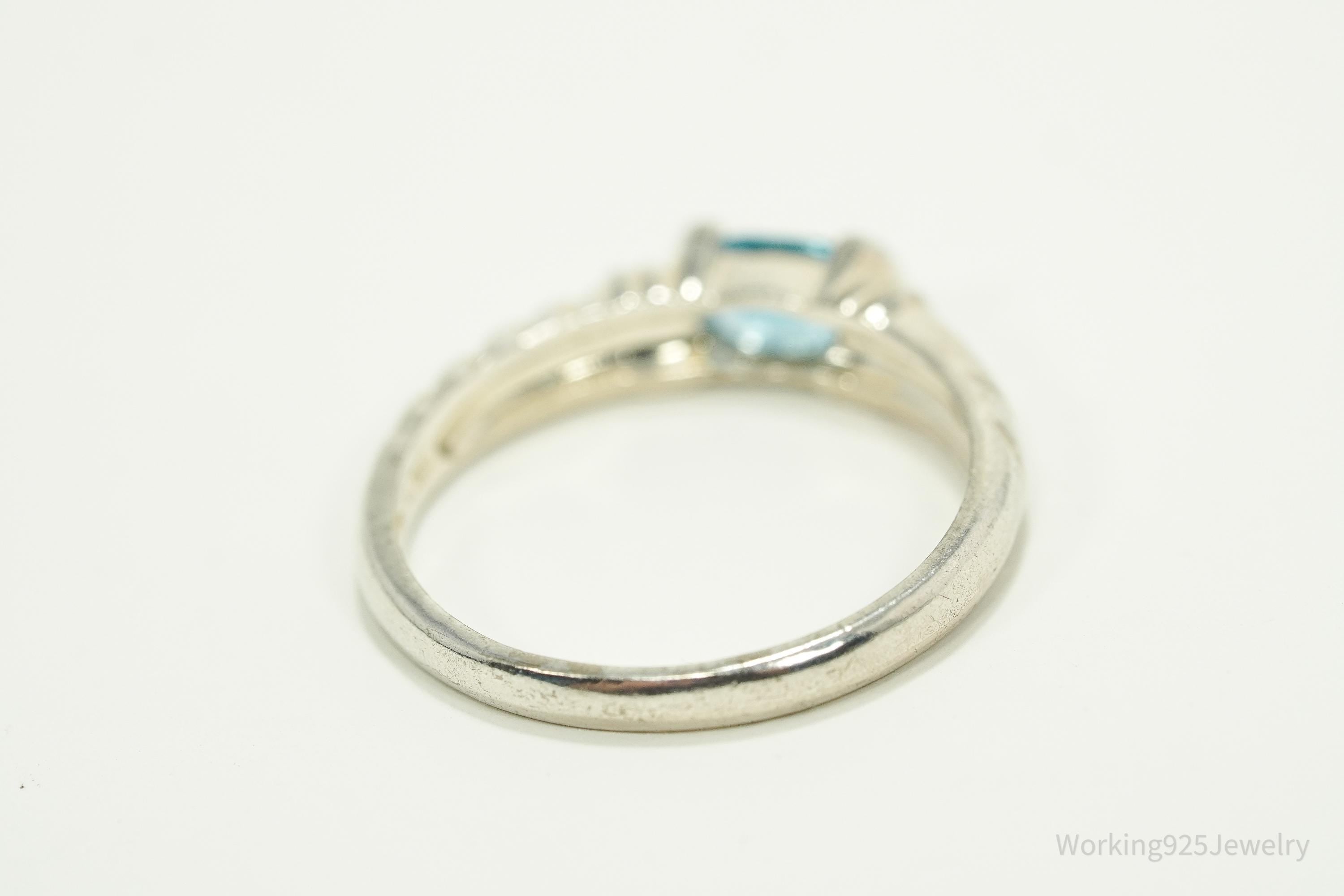 Vintage Blue Topaz Sterling Silver Ring - Size 7.25