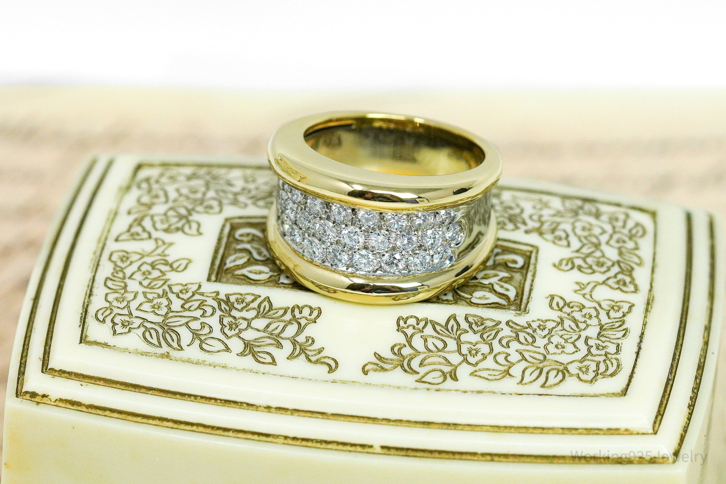 25 Prong Set Diamonds & 18K Gold Two Tone Ring - Size 6.75