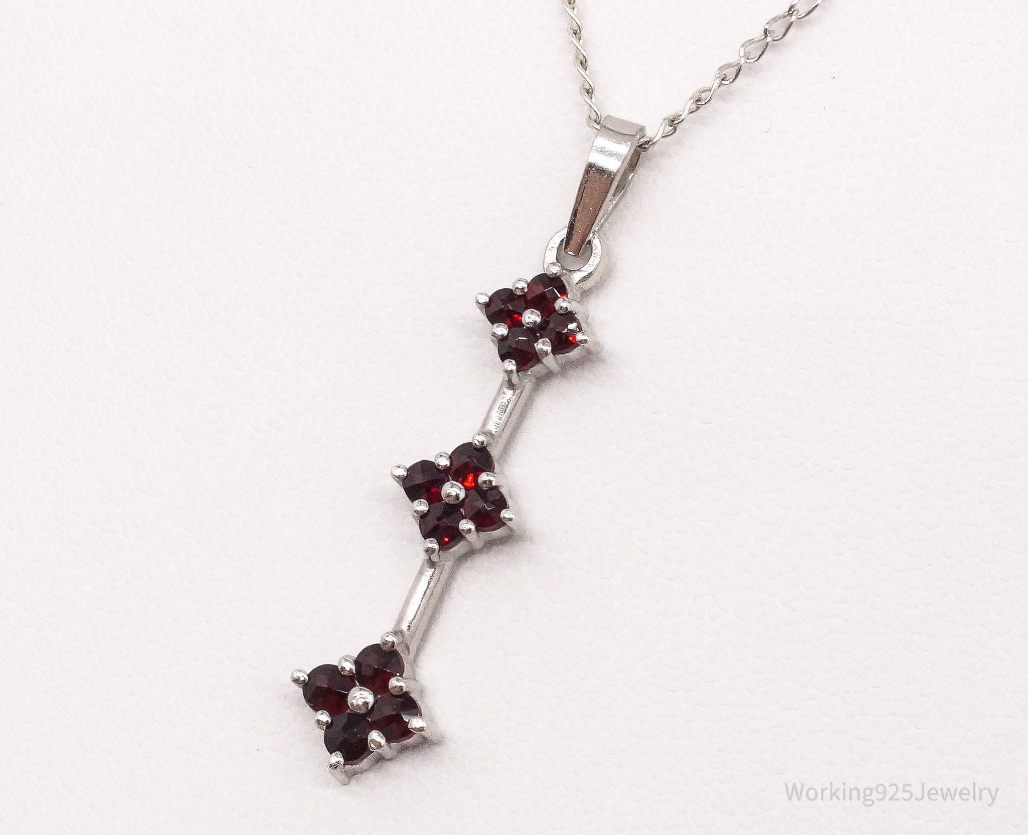 Vintage Garnet Sterling Silver Necklace 16"