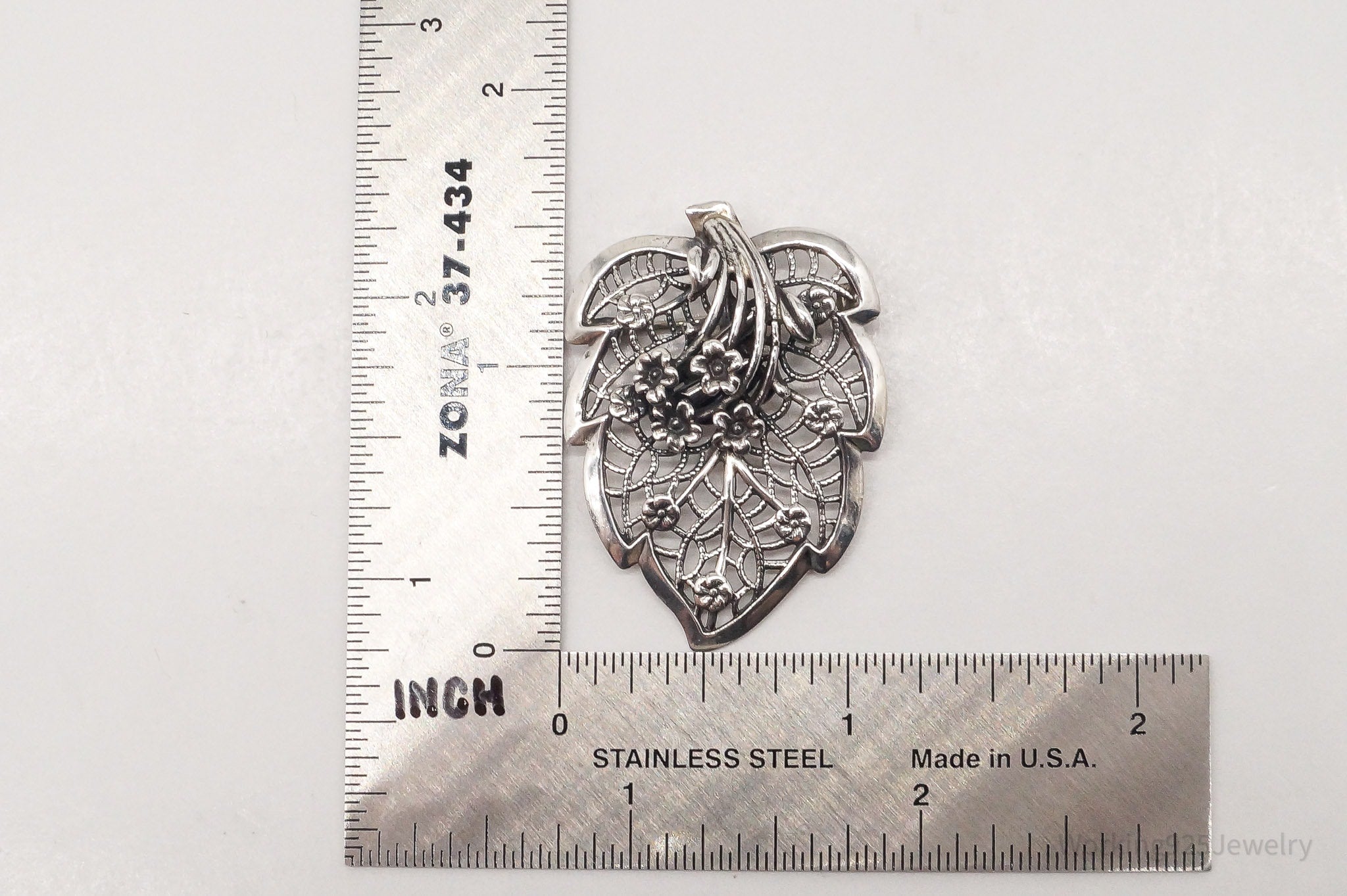 Vintage Designer JewelArt Filigree Floral Sterling Silver Brooch Pin