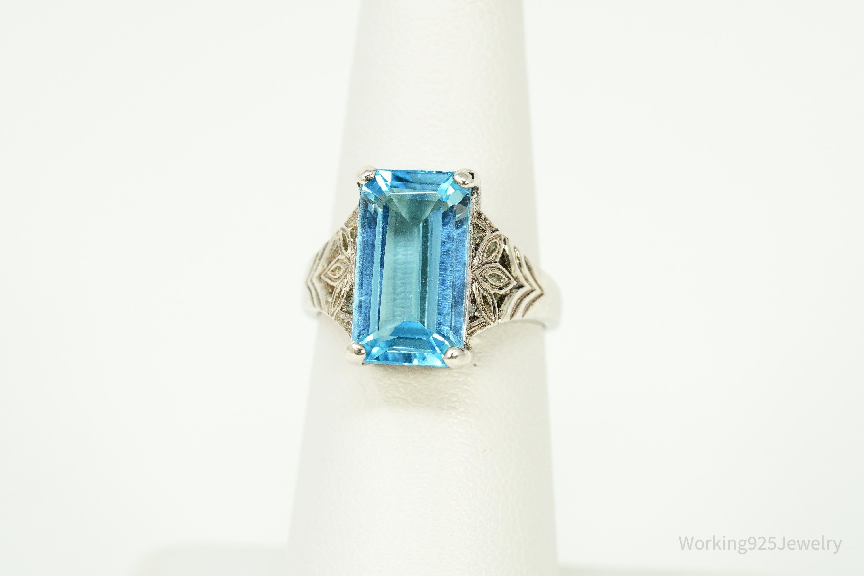Vintage Blue Topaz Sterling Silver Ring - Size 6