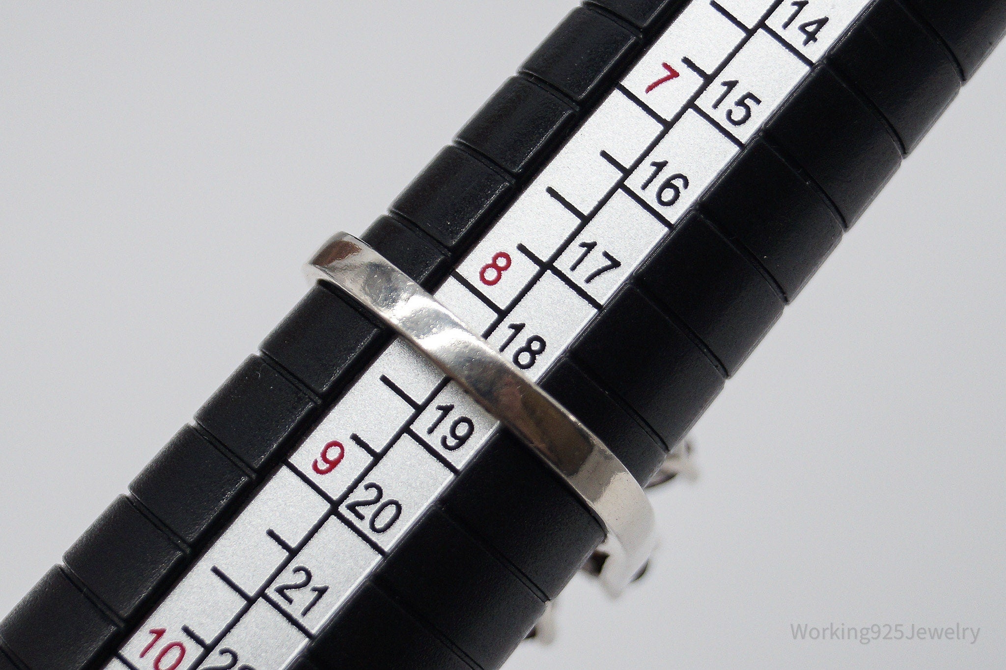 Vintage Garnet Flower Sterling Silver Ring - Size 8.25