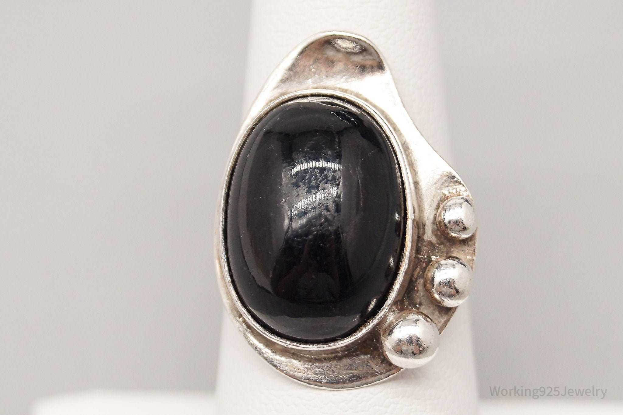 Vintage Black Onyx Modernist Style Sterling Silver Ring - Size 8