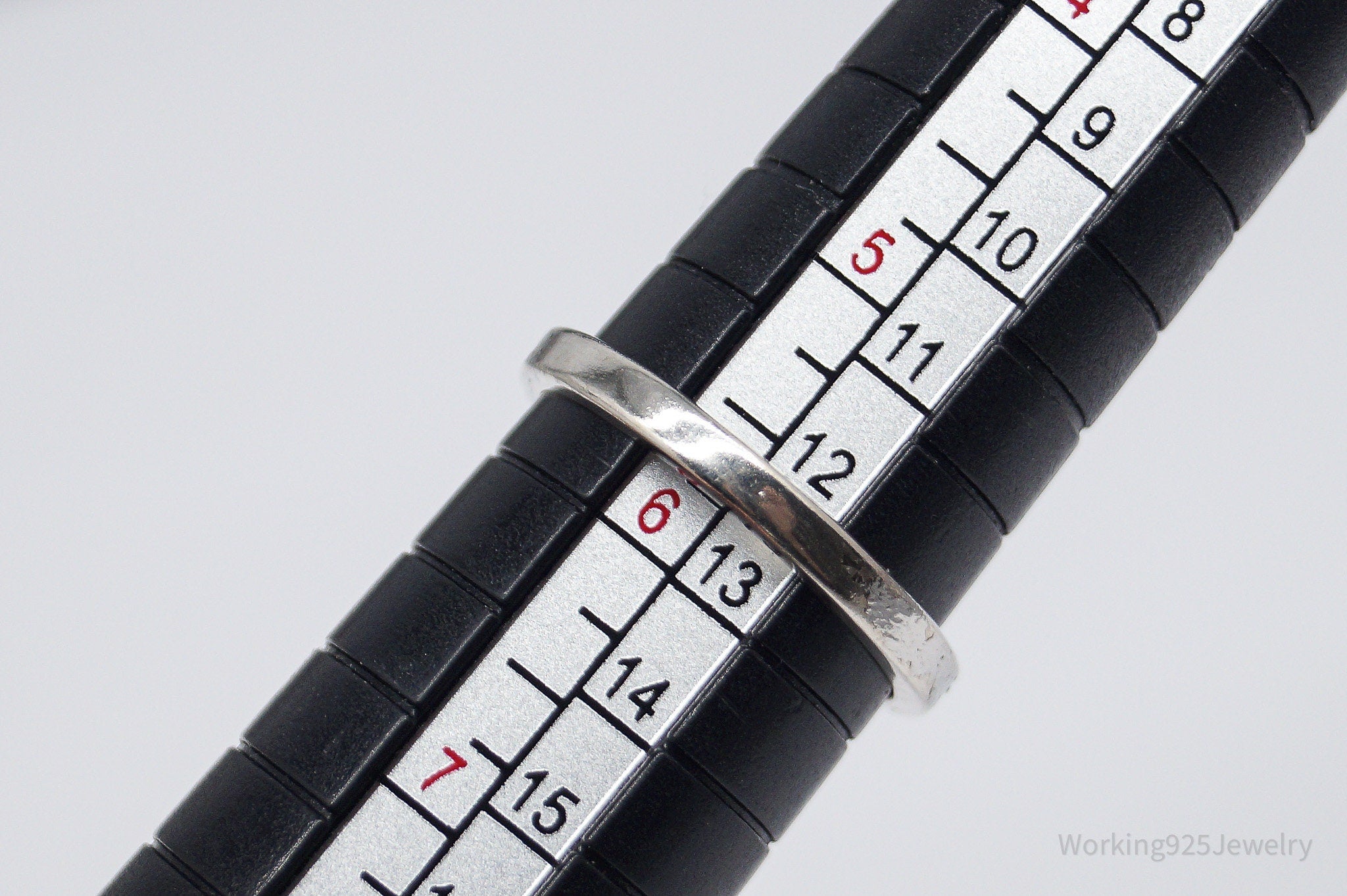 Vintage Vargas Mfg. Co. Jade Sterling Silver Ring - Size 5.75