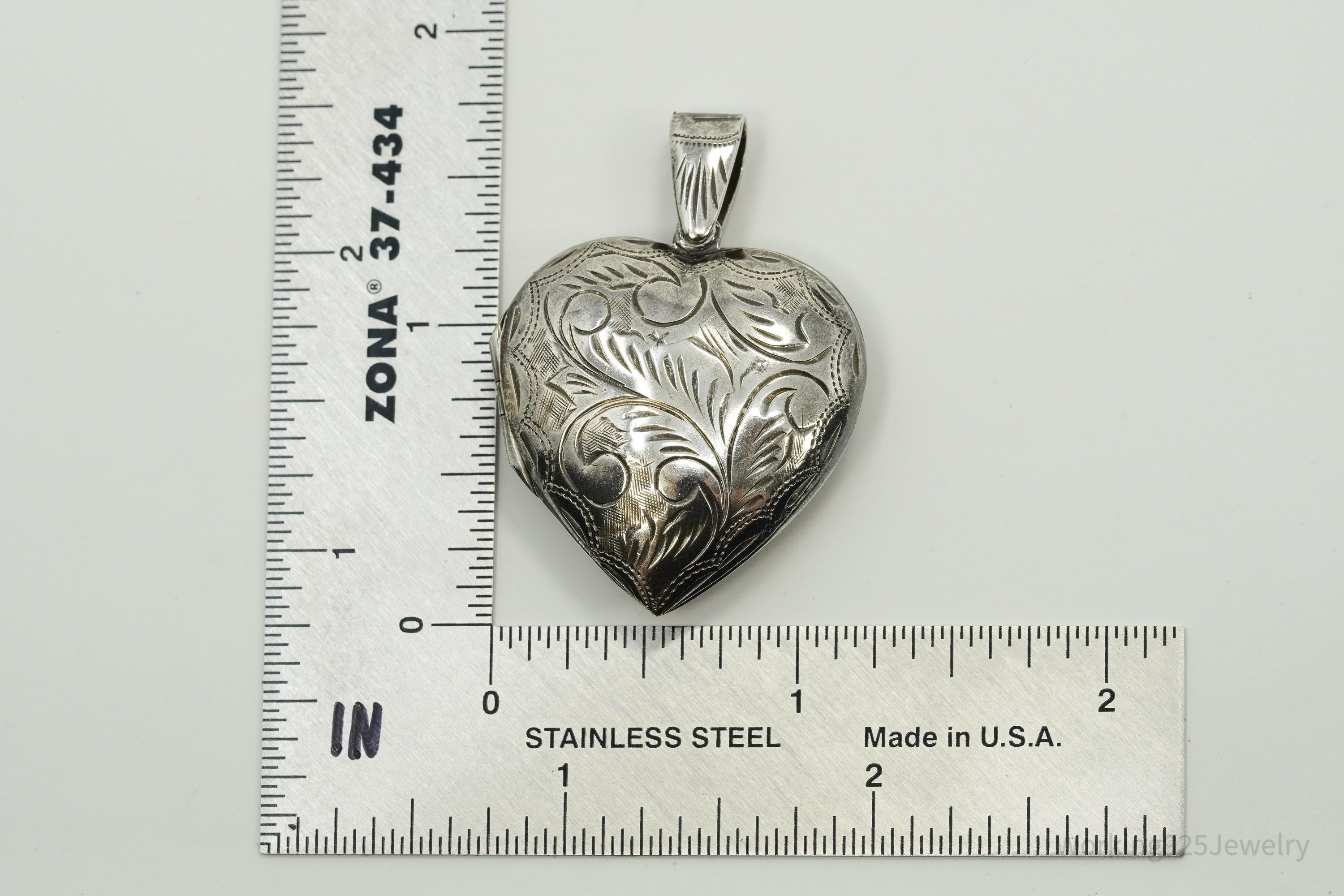 Vintage Etched Floral Heart Picture Locket Sterling Silver Pendant