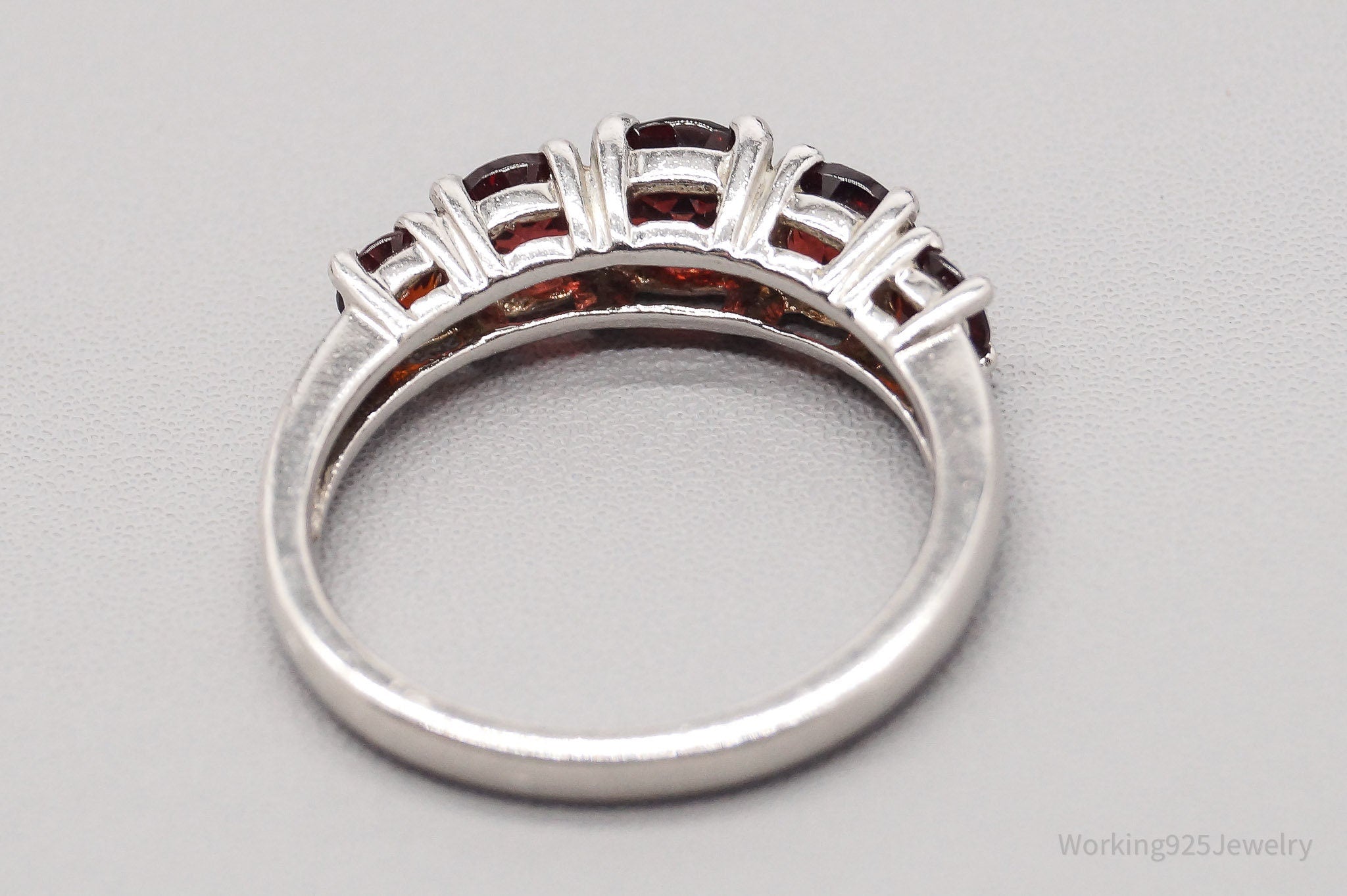 Vintage Garnet Sterling Silver Ring - Size 7