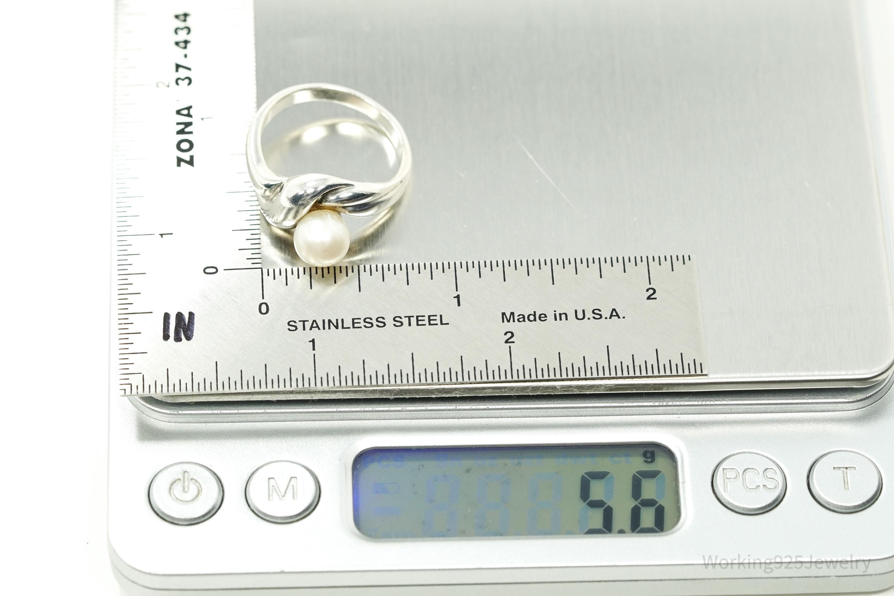 Vintage White Pearl Sterling Silver Ring - Size 9