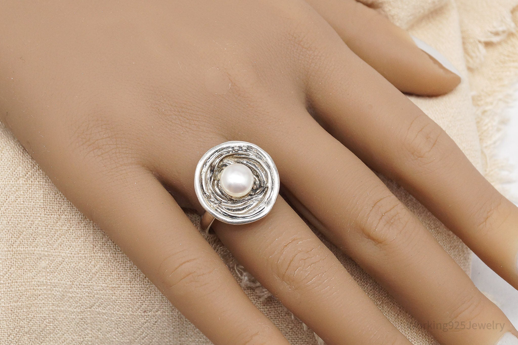 Vintage Designer White Pearl Modernist Sterling Silver Ring - Size 8