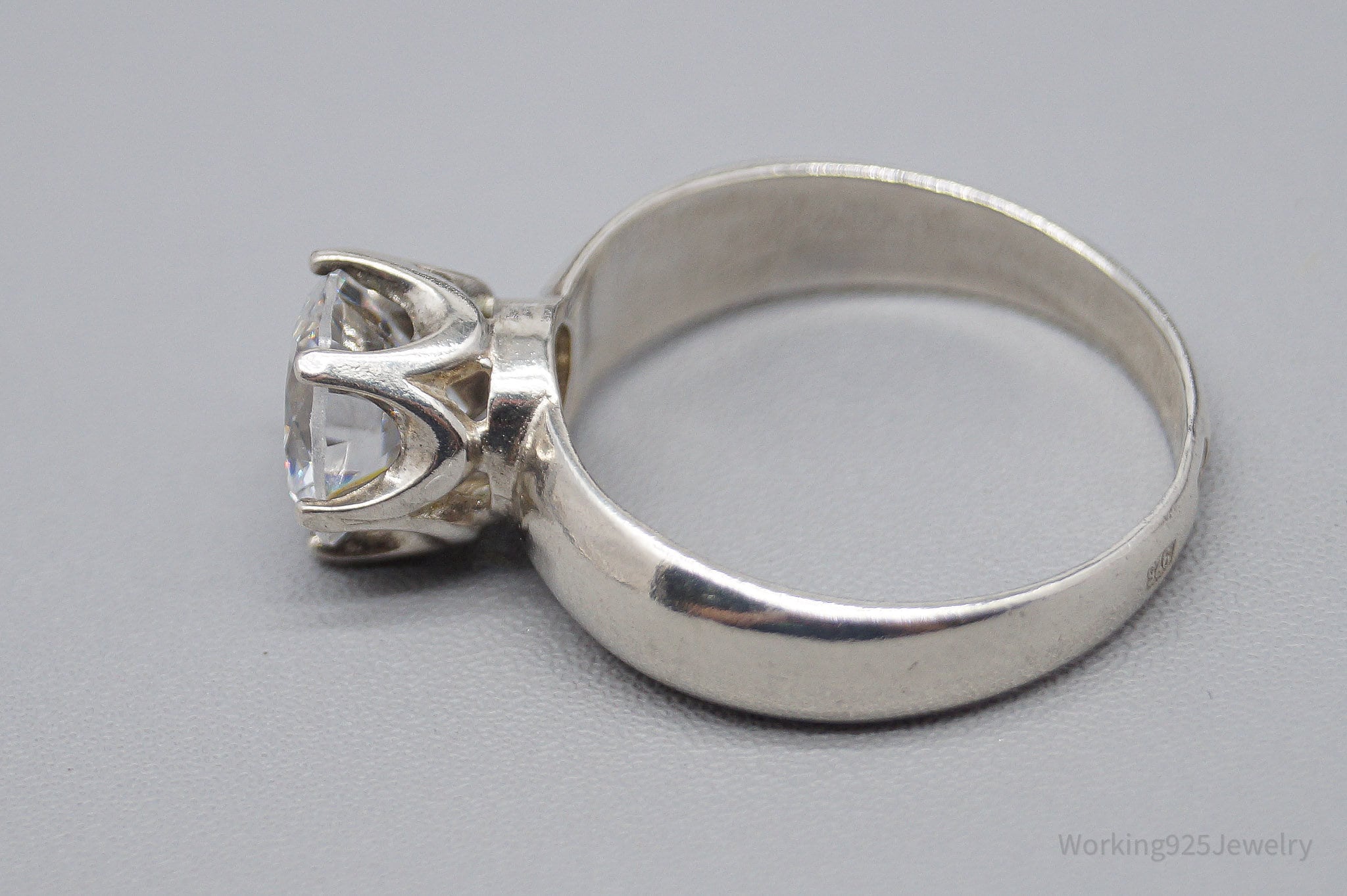 Vintage Large Cubic Zirconia Sterling Silver Polish Ring - Size 7.75