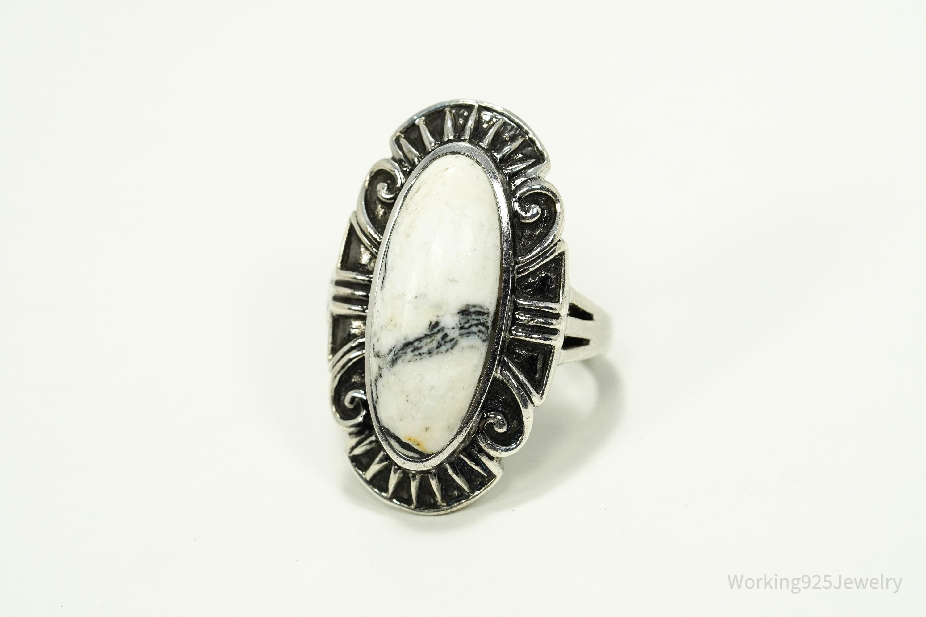 Vintage White Howlite Sterling Silver Ring - Size 9.25