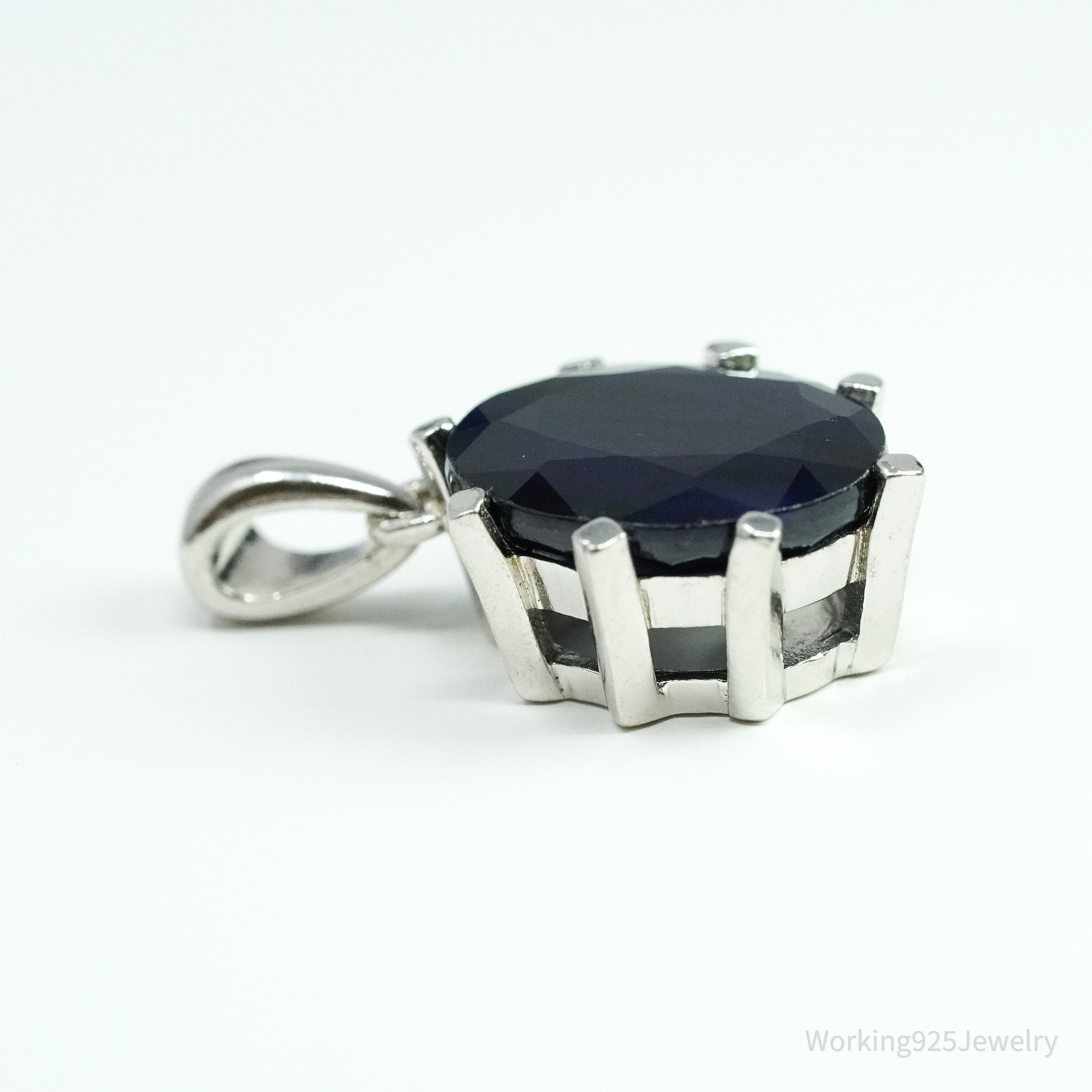 TGGC Blue Sapphire Sterling Silver Necklace Pendant