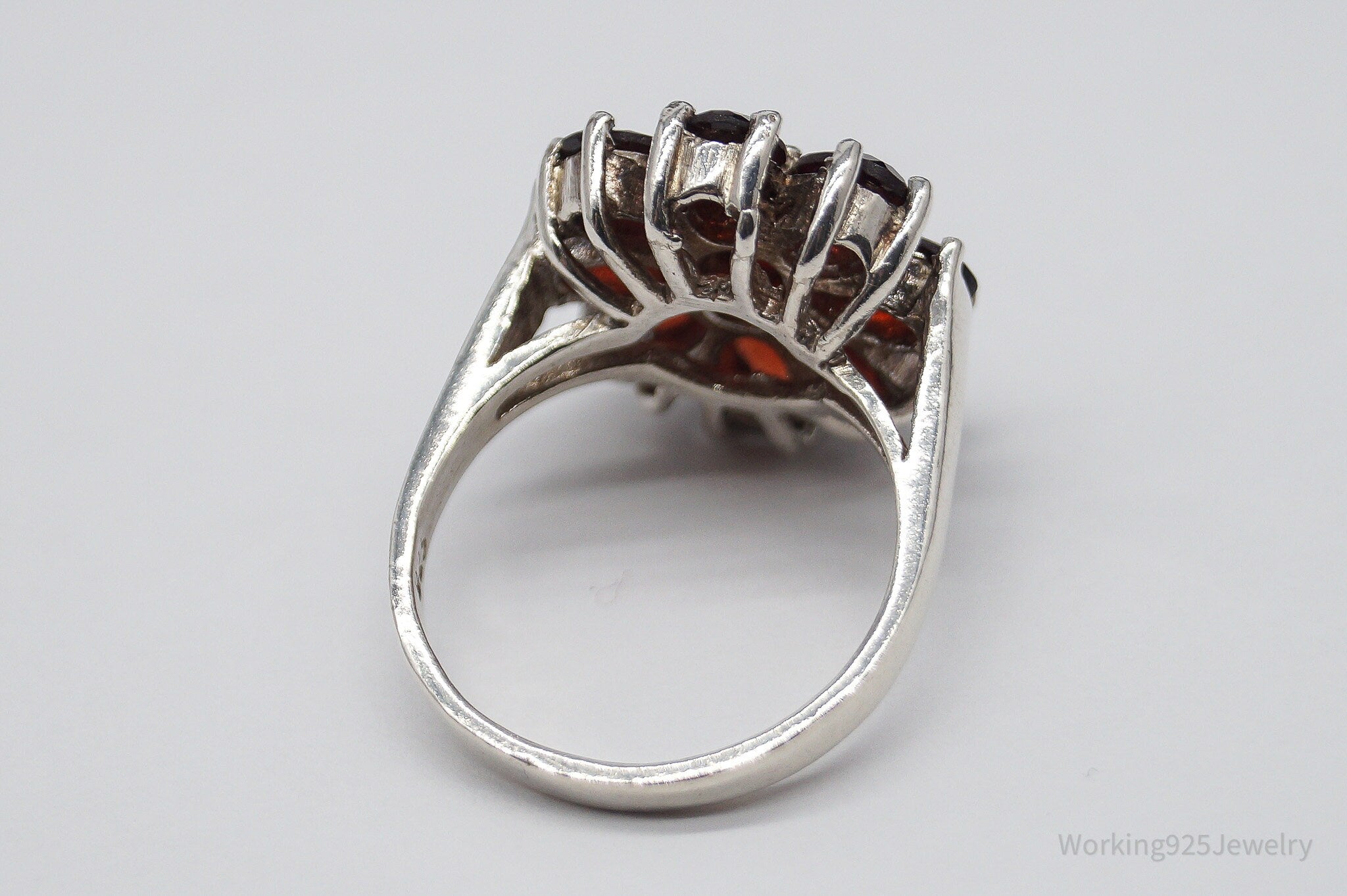 Vintage Garnet Flower Sterling Silver Ring - Size 8.25