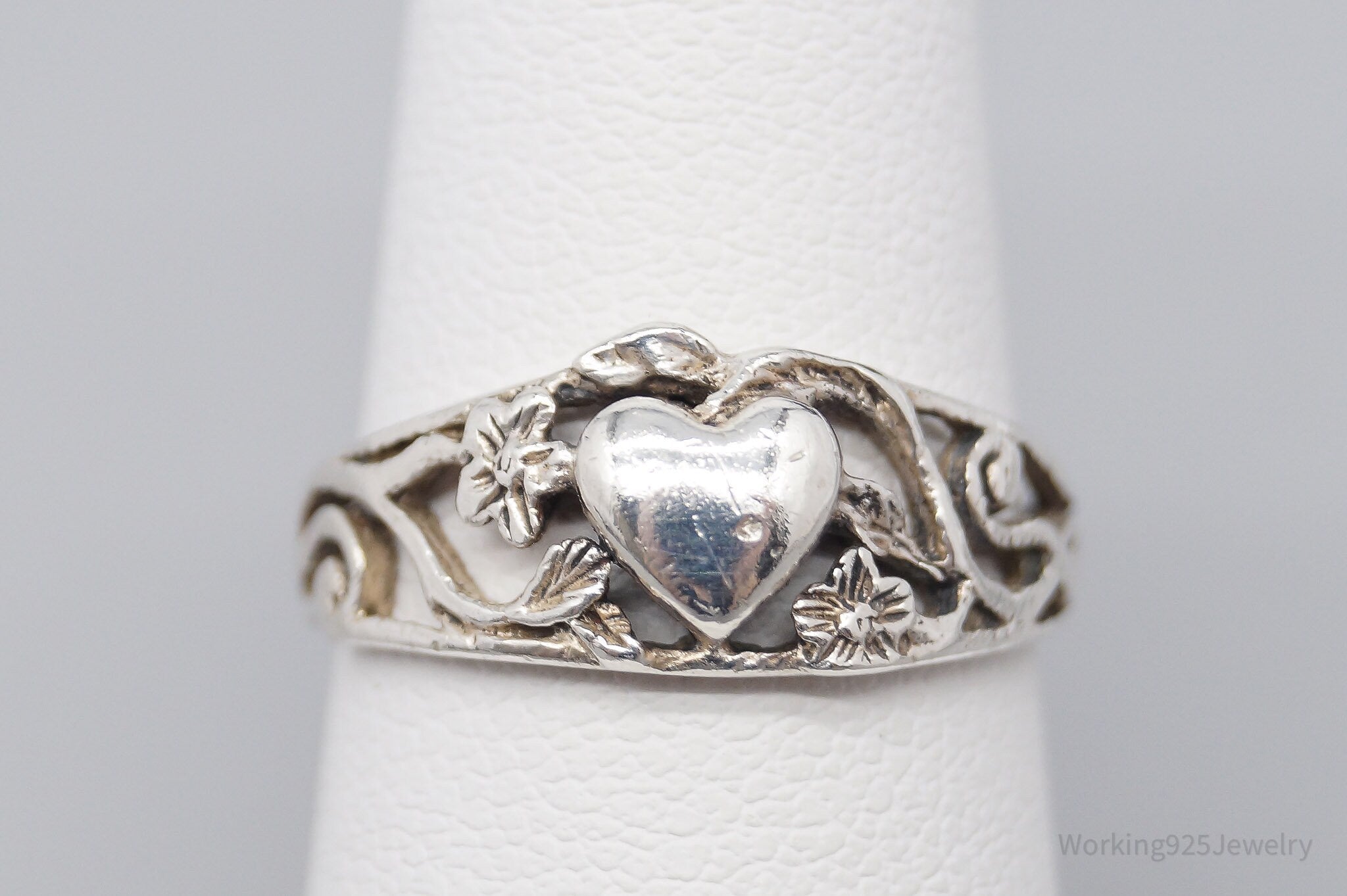 Vintage Heart & Flower Vines Sterling Silver Ring - Size 6