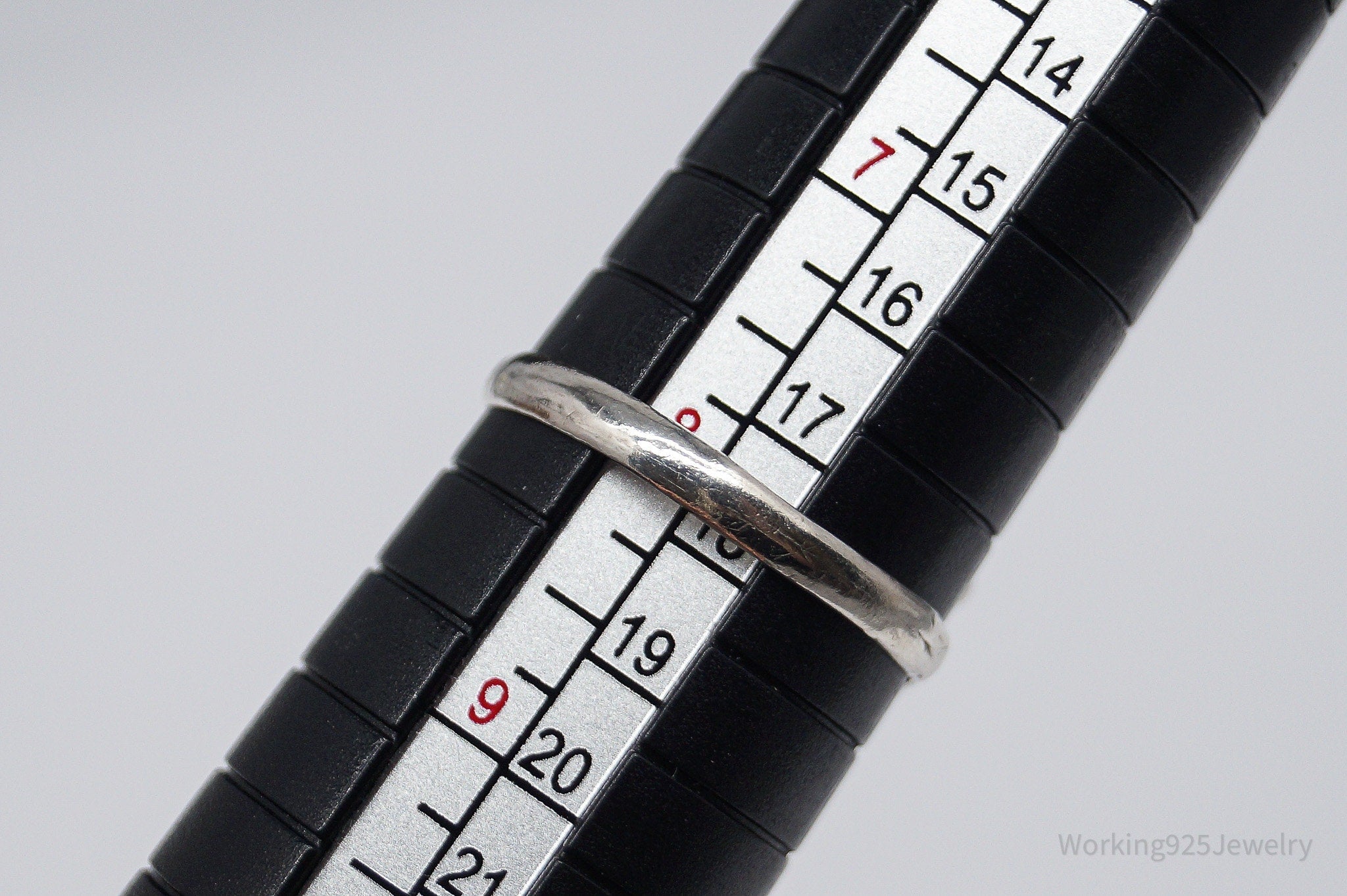 Vintage Wood & Cream Stone Inlay Yin Yang Silver Ring - Size 8