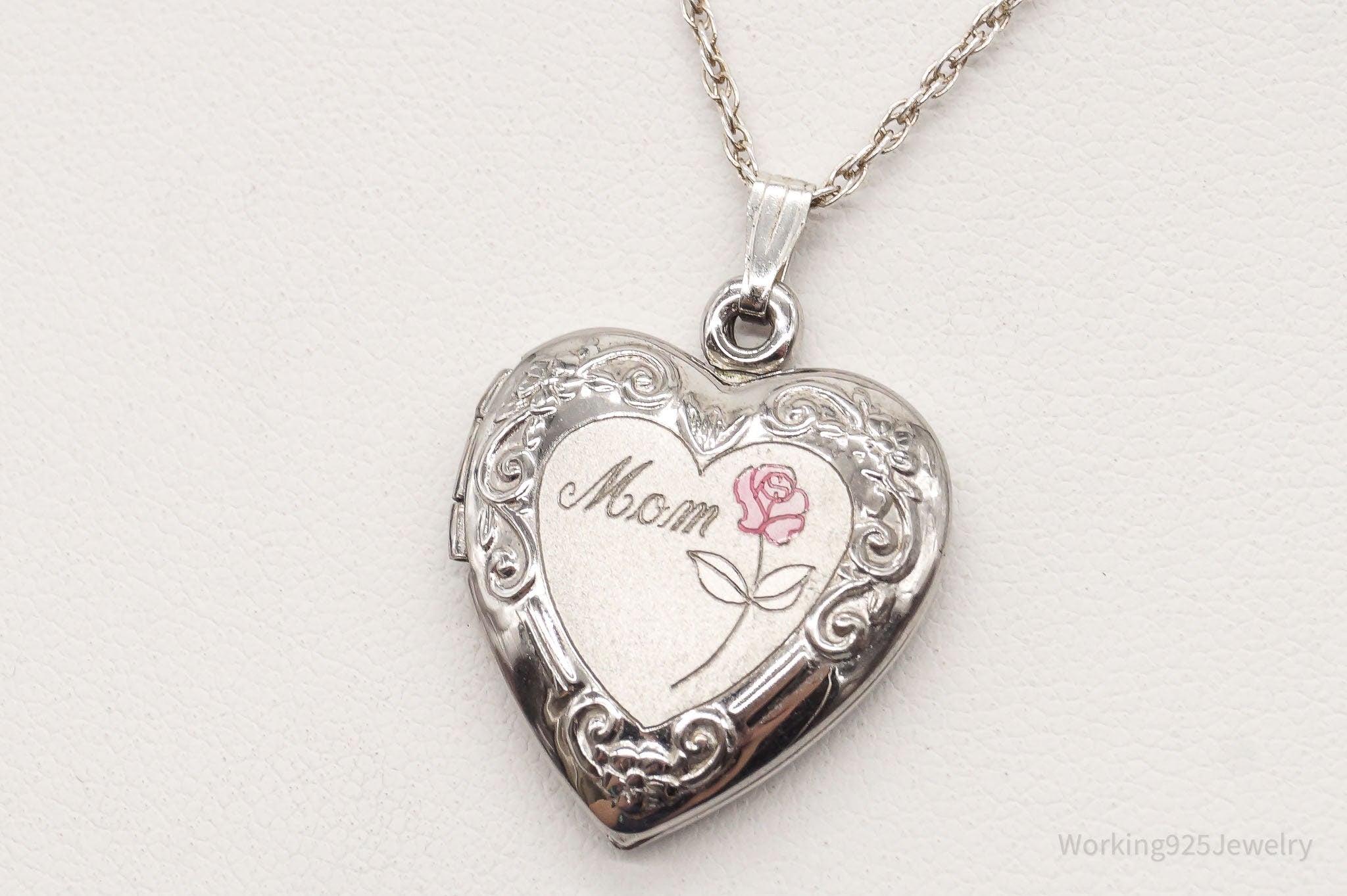 Vintage "Mom" Picture Locket Heart Sterling Silver Necklace