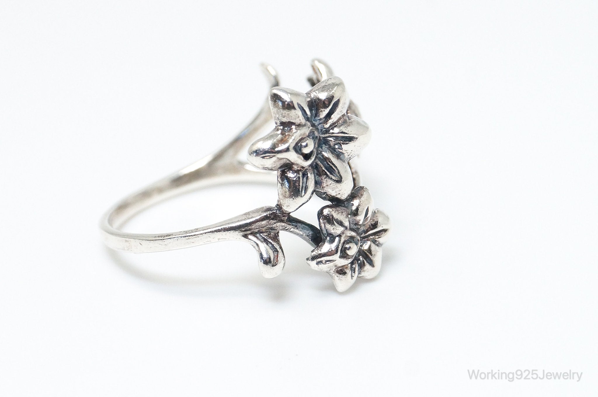 Vintage Modern Flowers Sterling Silver Ring - Size 8