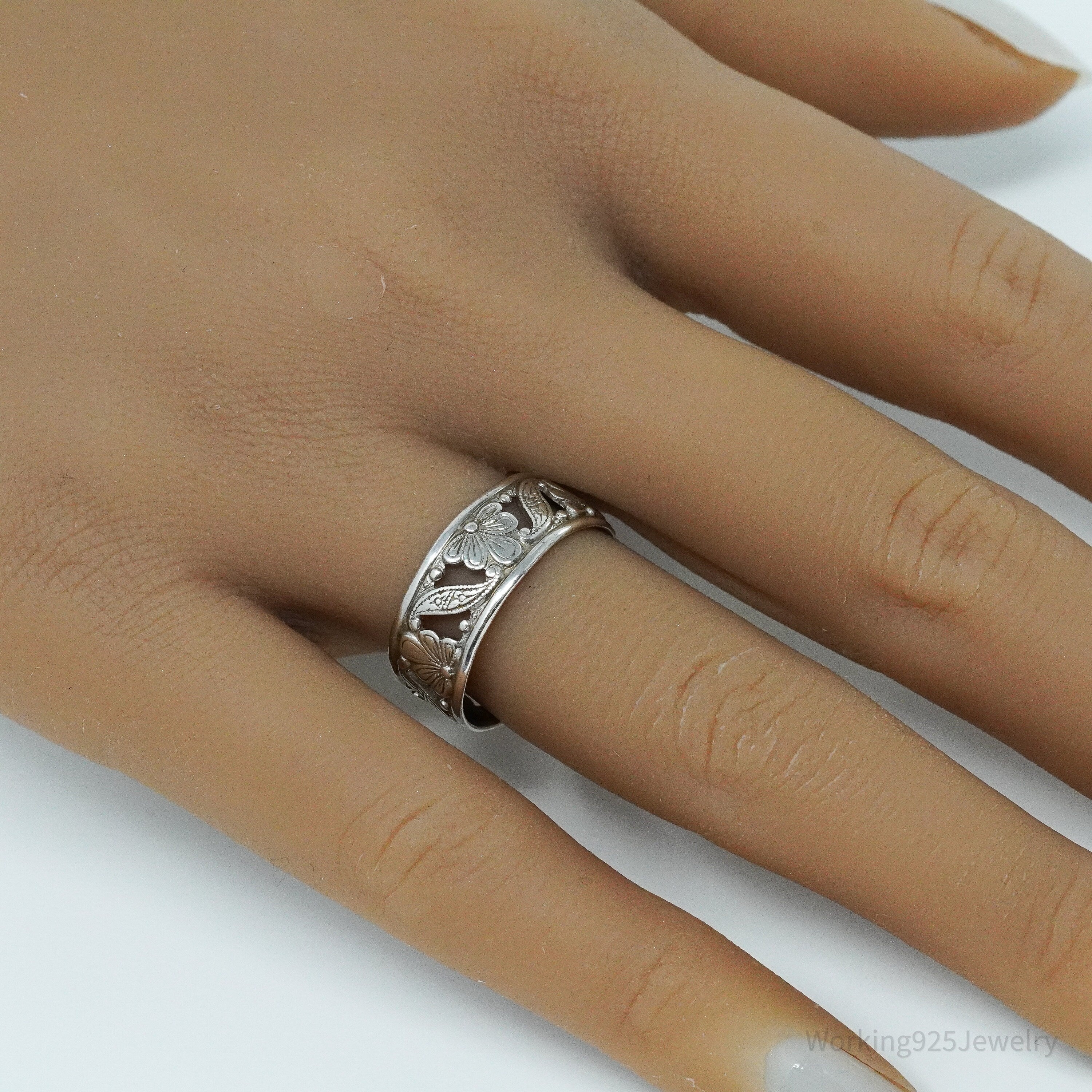 Antique Art Deco Sterling Silver Band Ring - Size 8.25