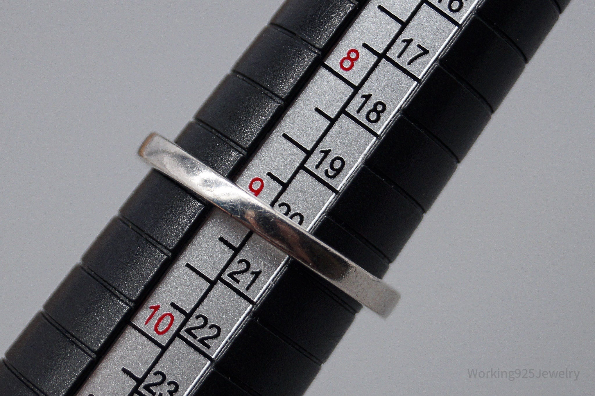 Vintage JTV's Green Moldavite & White Zircon Sterling Silver Ring - Size 9