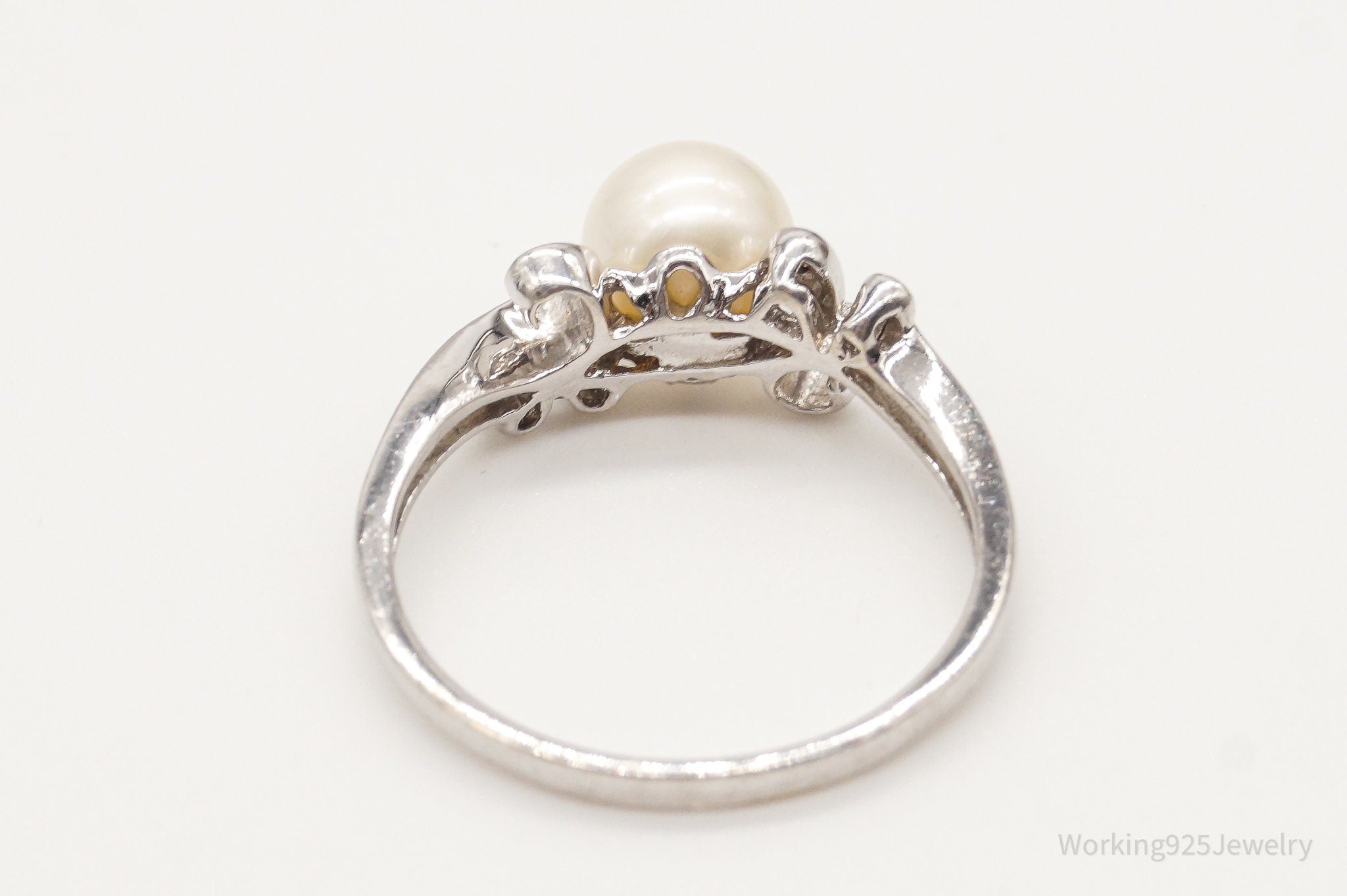 Vintage Pearl Cubic Zirconia Sterling Silver Ring - Size 8.75