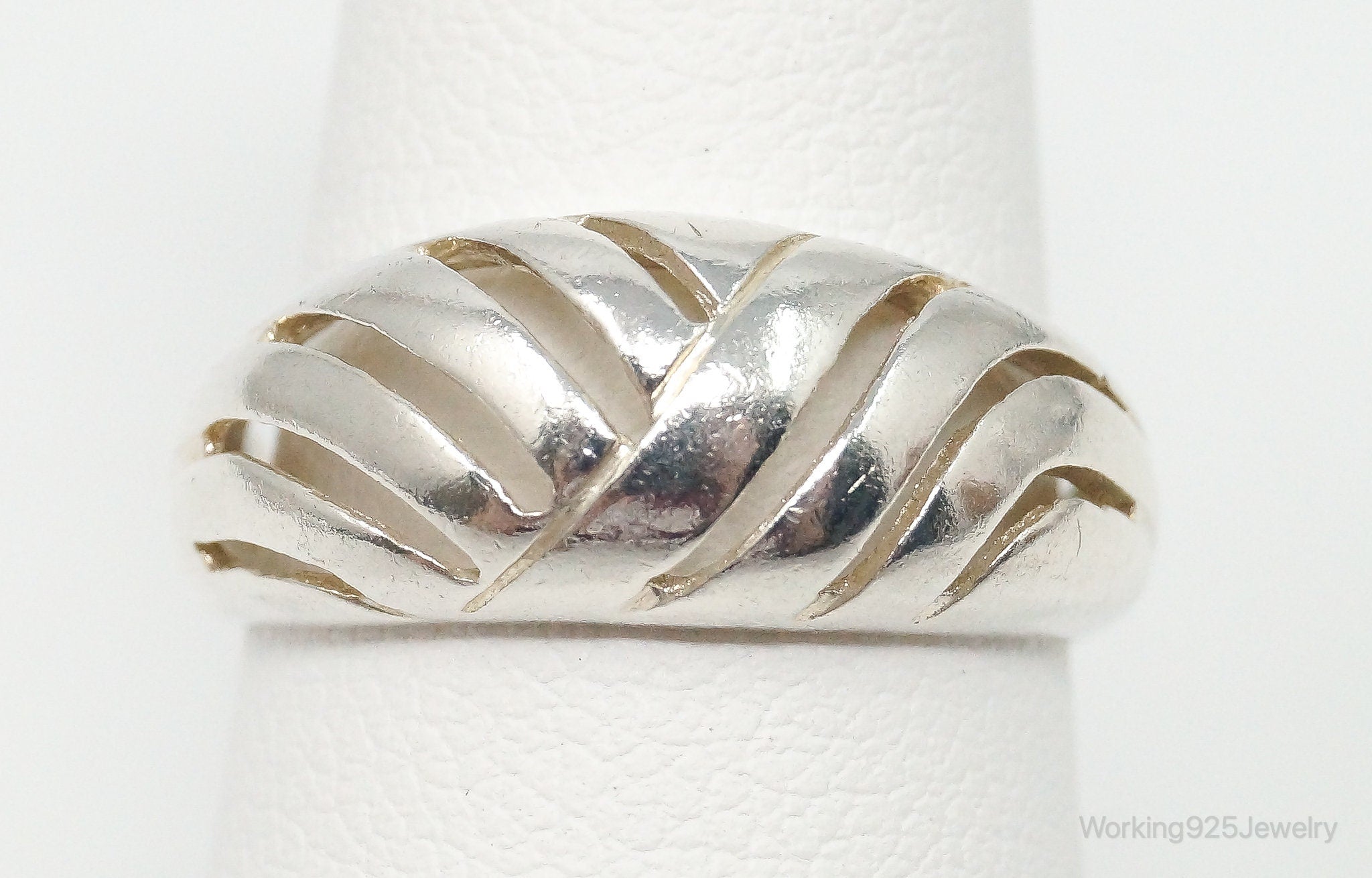 Vintage Modernist Dome Cut Out Sterling Silver Ring - Size 6.75