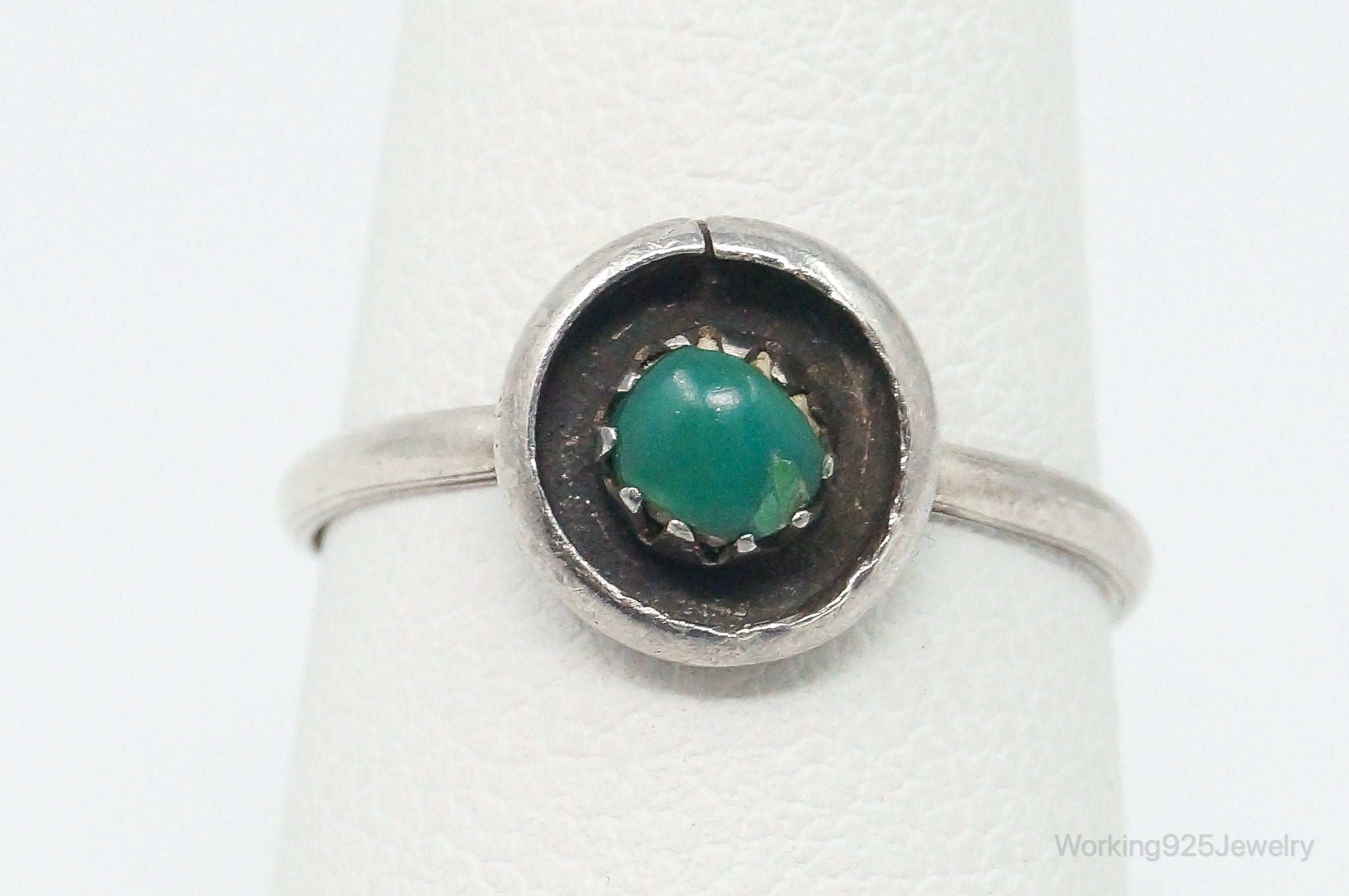 Vintage Native American Turquoise Unsigned Sterling Silver Ring - Size 5.25