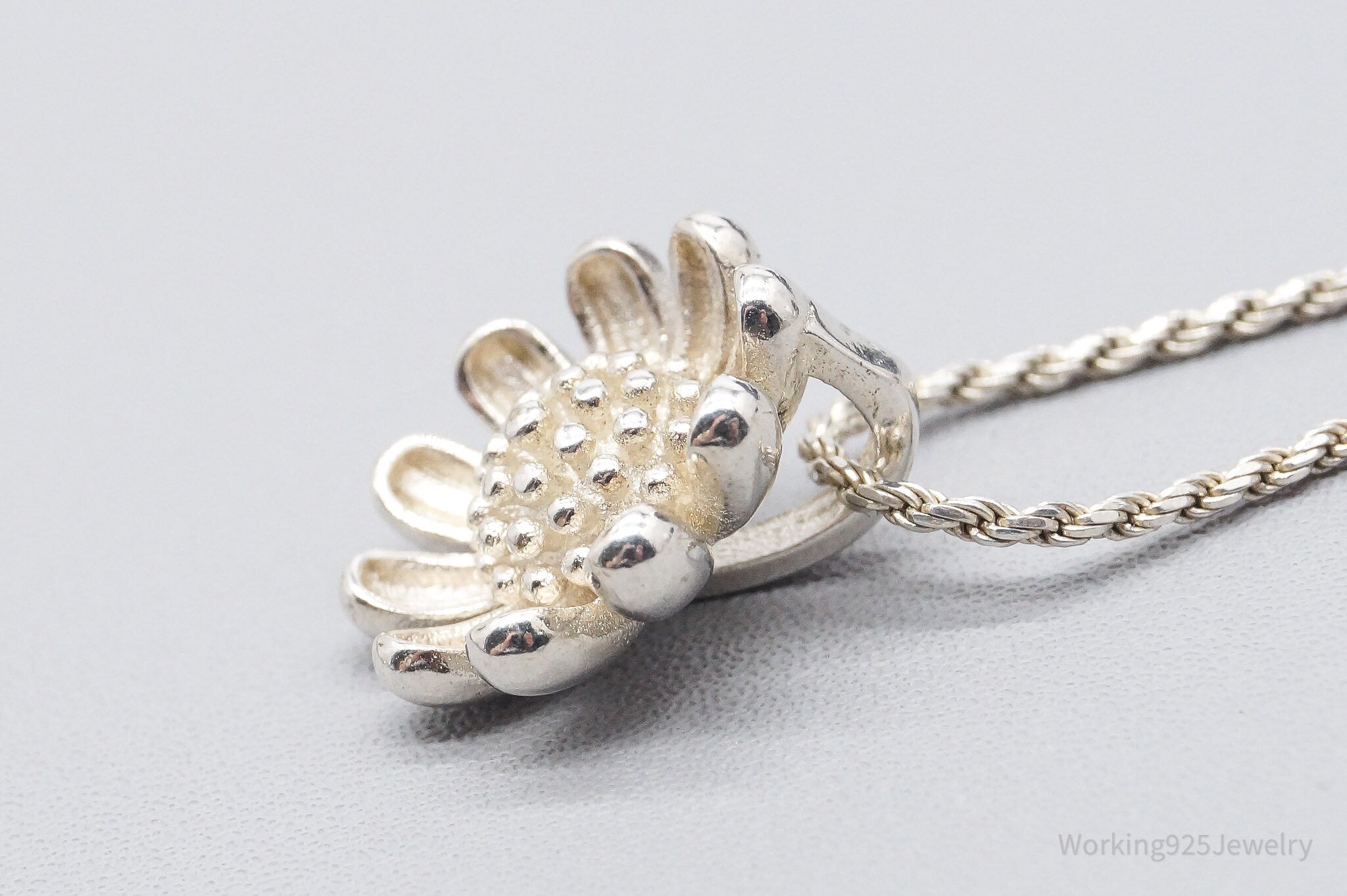 Vintage Flower Sterling Silver Necklace 16"