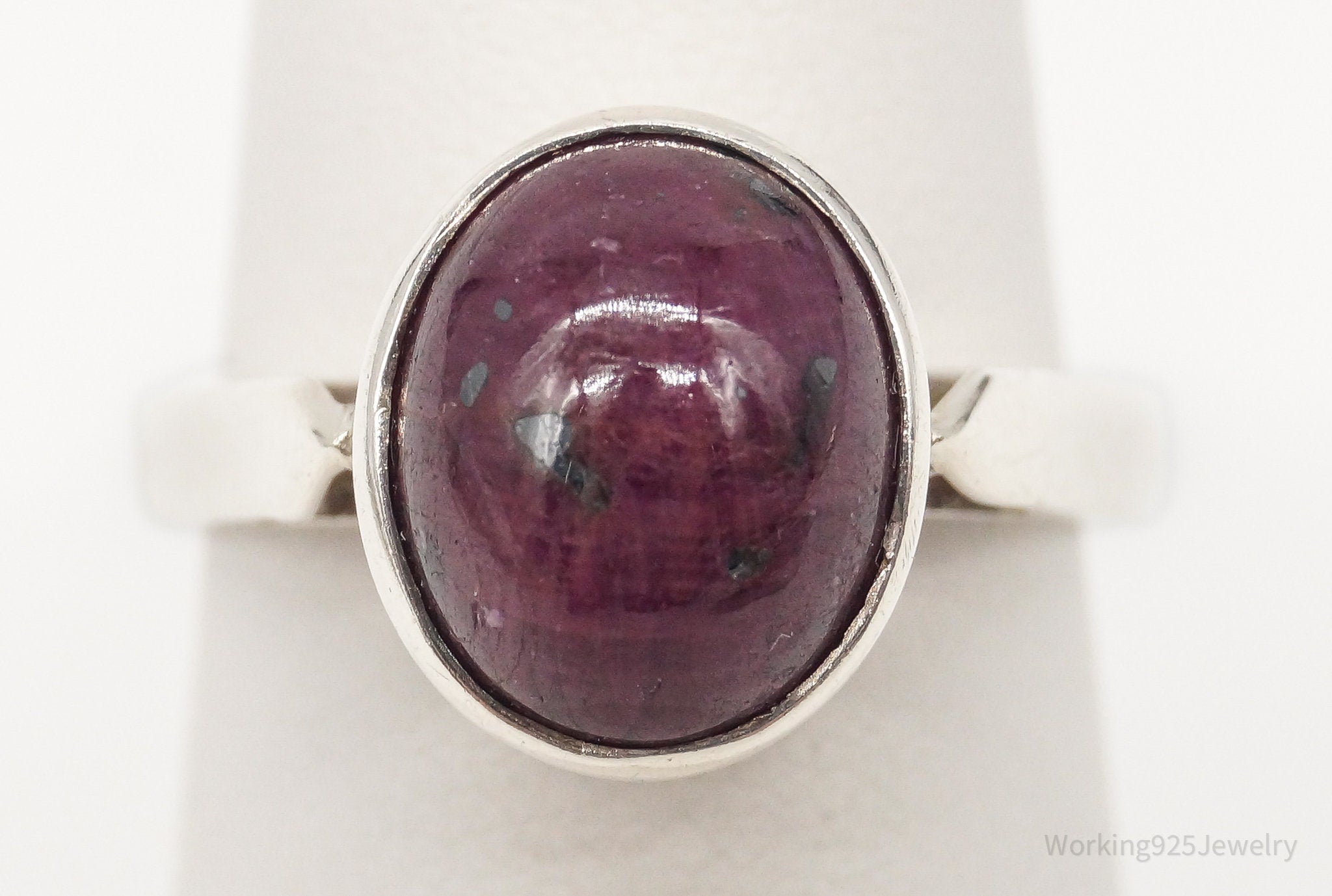 Vintage Maroon Stone Sterling Silver Ring - Size 5.5