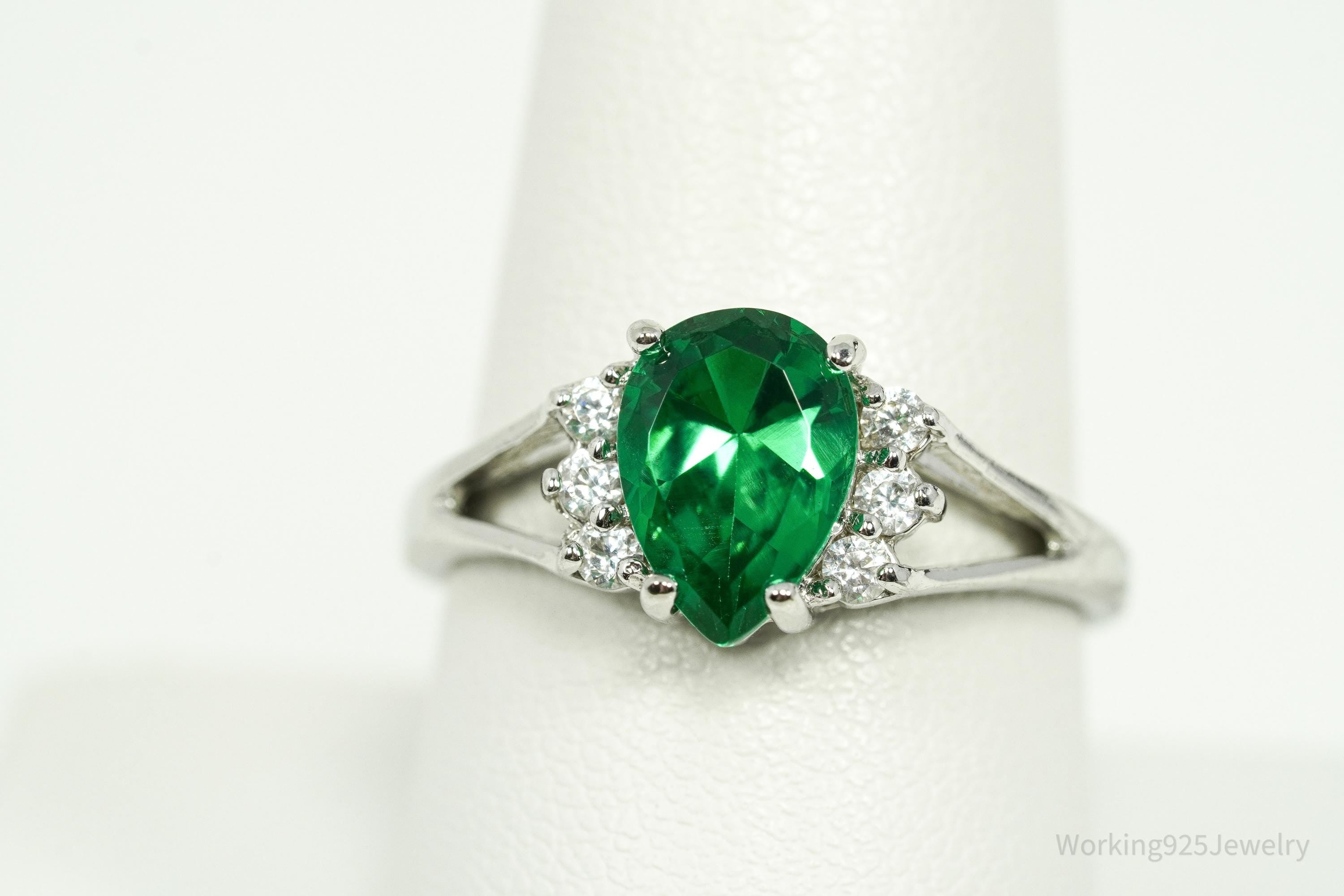Vintage Faux Emerald Cubic Zirconia Sterling Silver Ring - Size 9.25