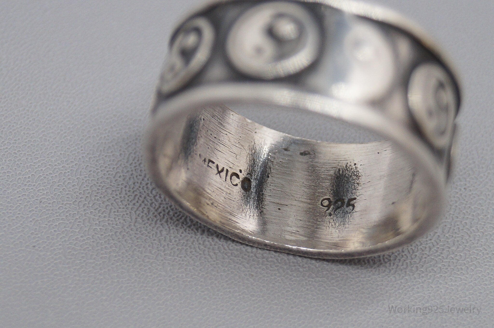 Vintage Yin And Yang Sterling Silver Band Ring - Size 6.5