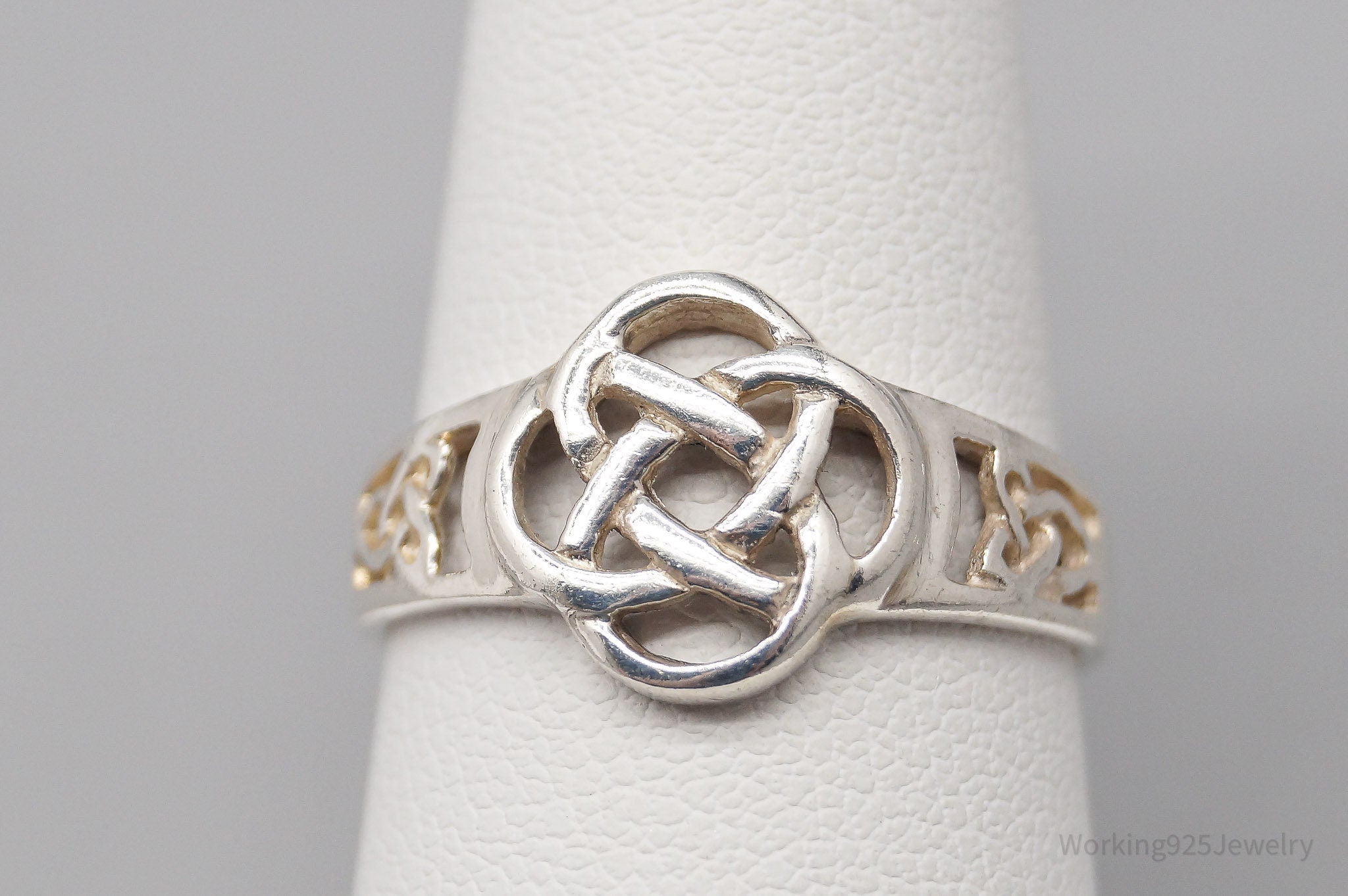 Vintage Celtic Knots Sterling Silver Ring - Size 8