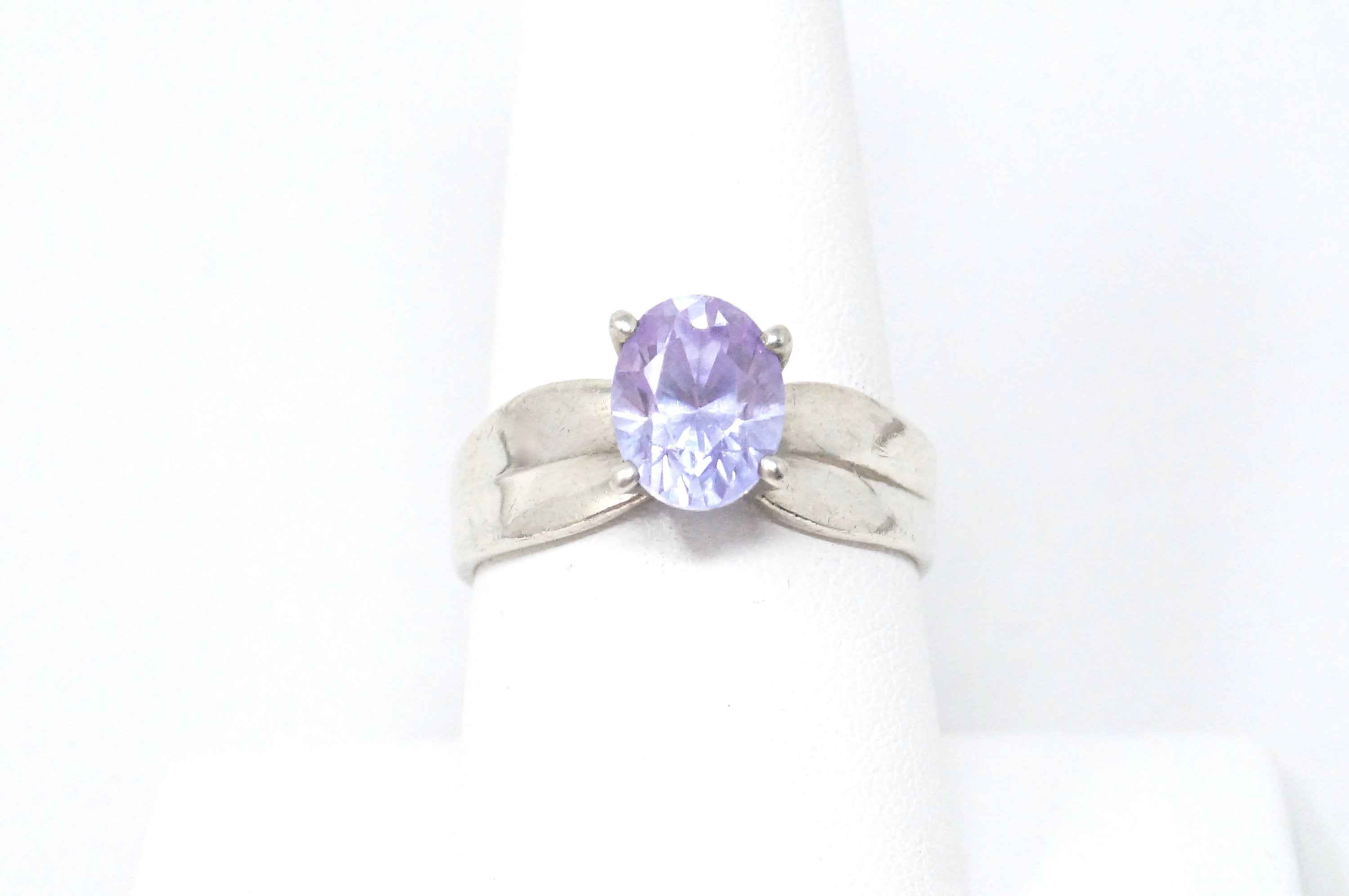 Vintage Solitaire Purple Amethyst Sterling Silver Statement Ring - Size 8.75