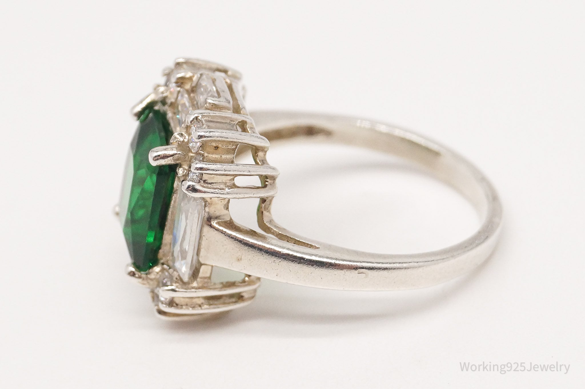 VTG Krementz & Company Simulated Emerald CZ Sterling Silver Ring - SZ 7