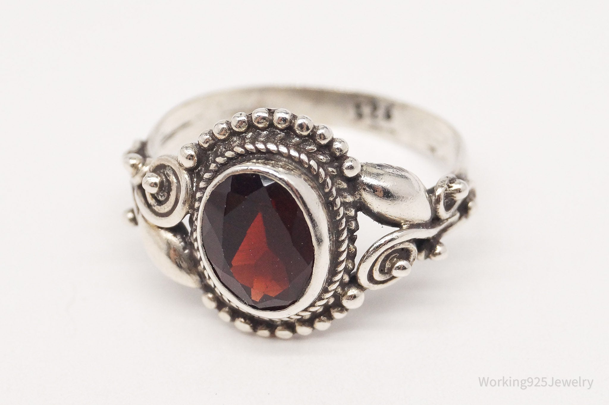 Vintage Garnet Sterling Silver Ring - Size 6