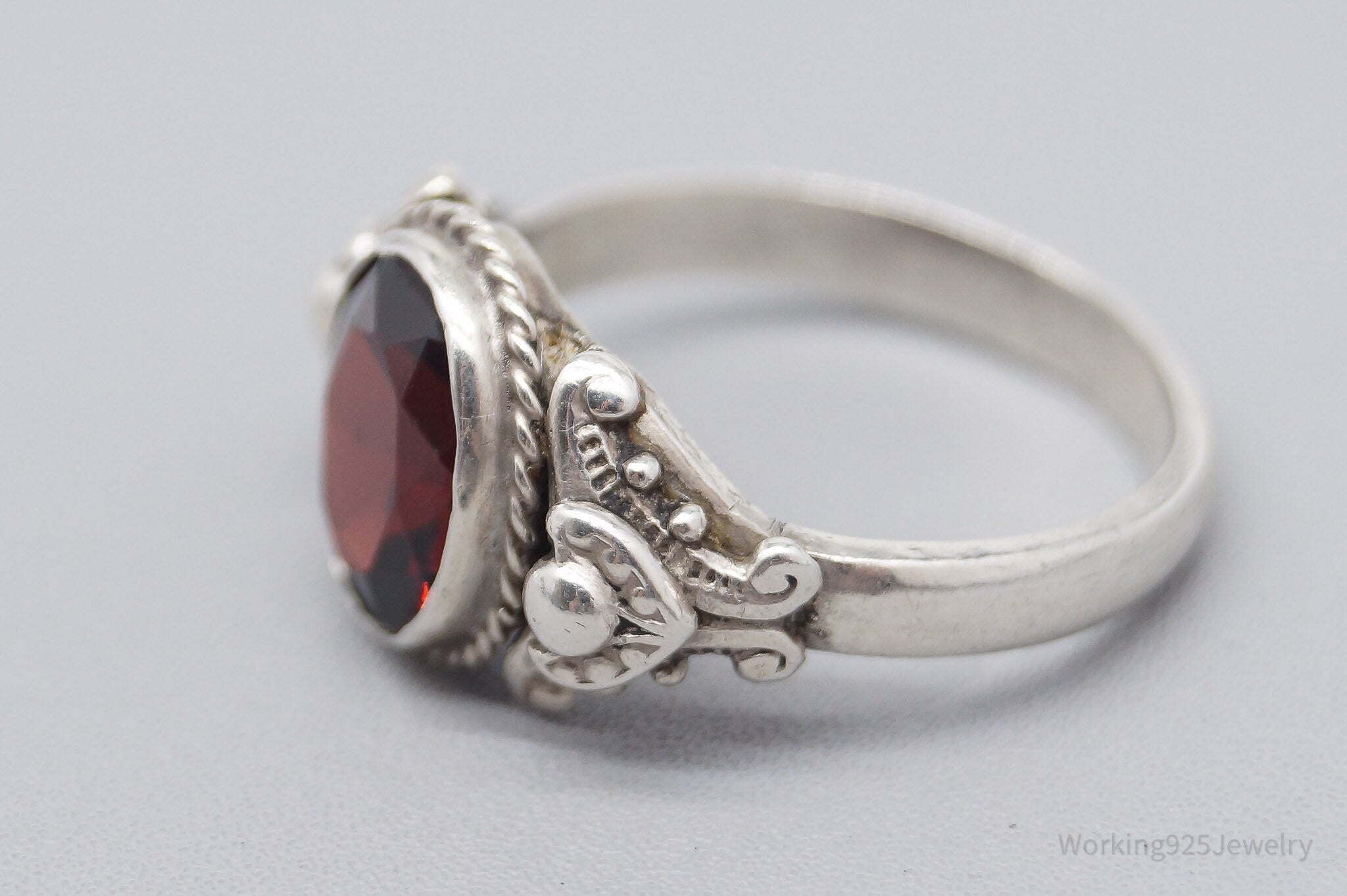 Vintage Garnet Filigree Silver Ring - Size 9