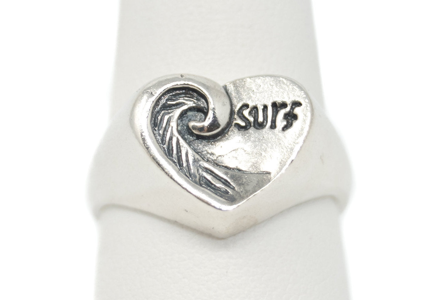 Vintage Surfs Up Wave Lover Sterling Silver Heart Ring - Sz 8.5