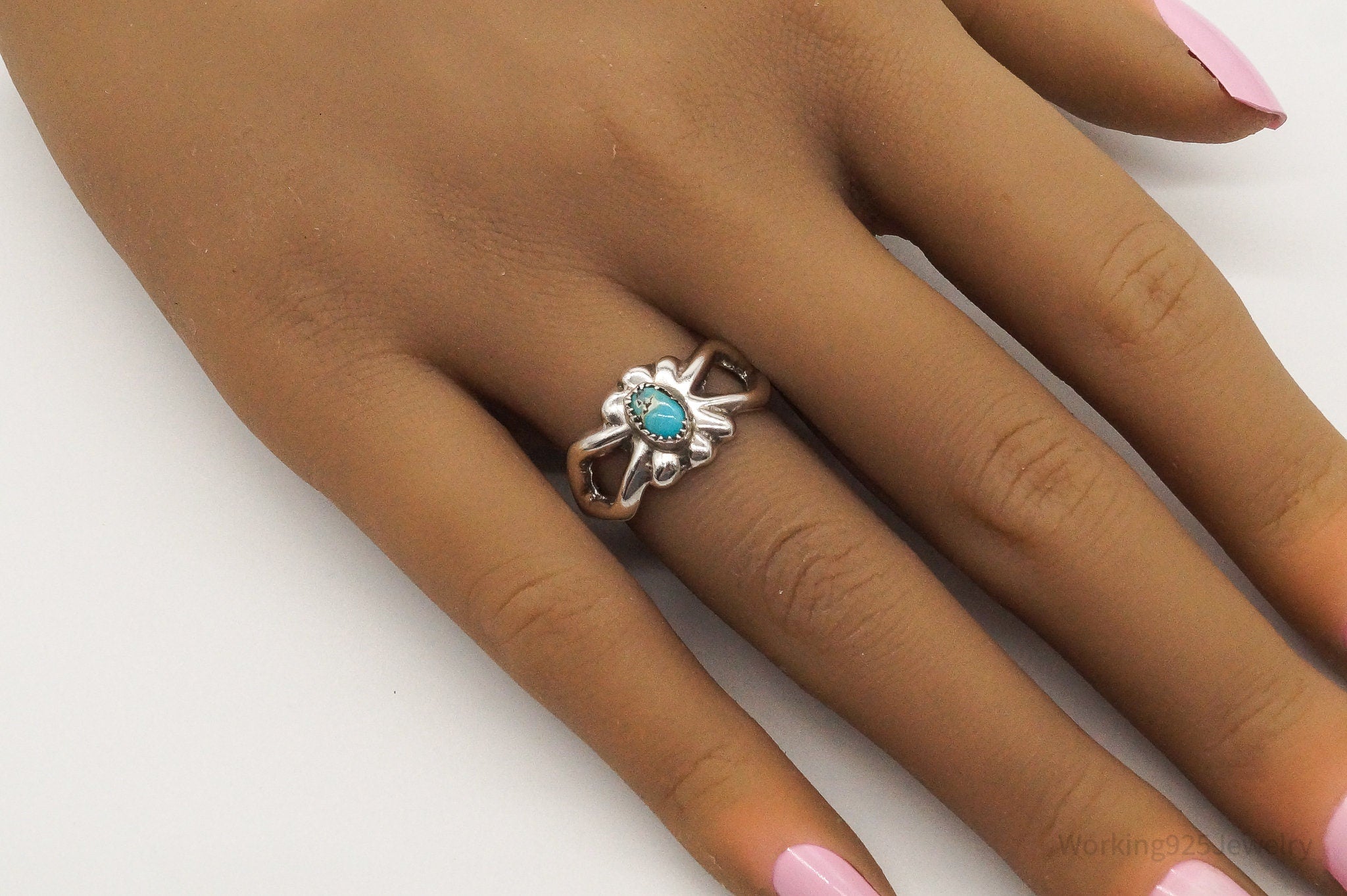 Vintage Native American Turquoise Unsigned Silver Ring - Size 7