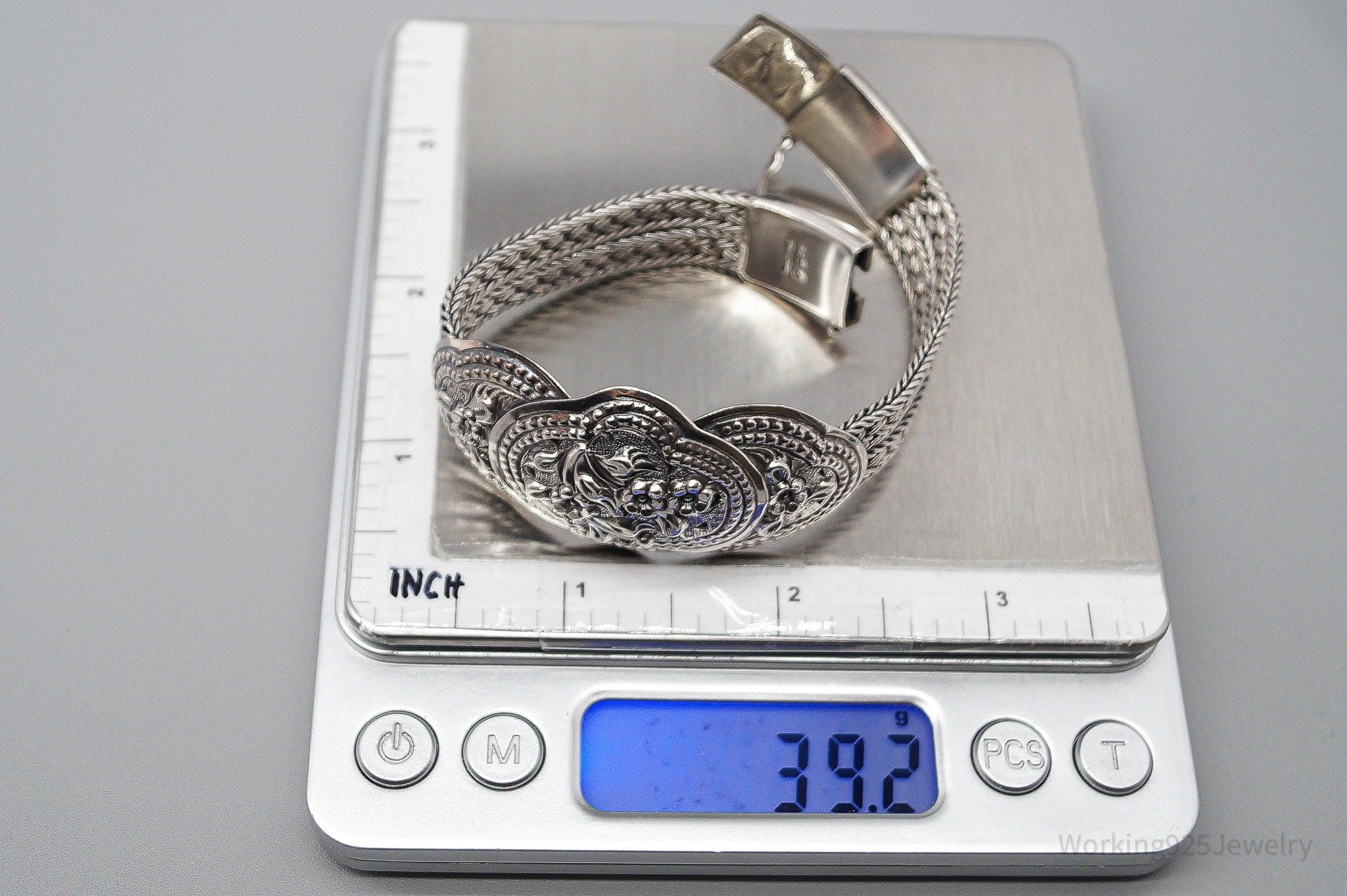 Vintage Floral Pattern Repousse Sterling Silver Bracelet 7 1/8"