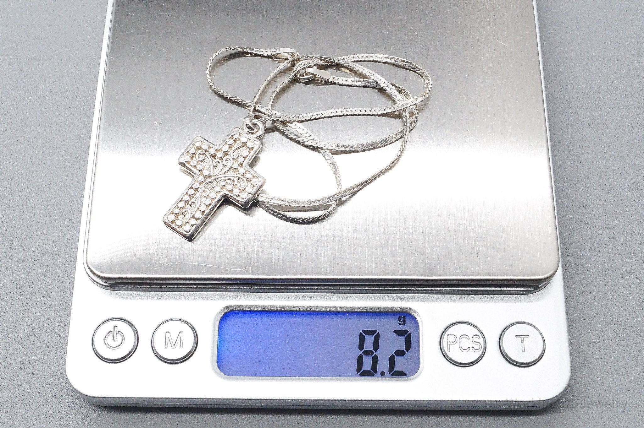 Vintage Cross Sterling Silver Necklace 16"