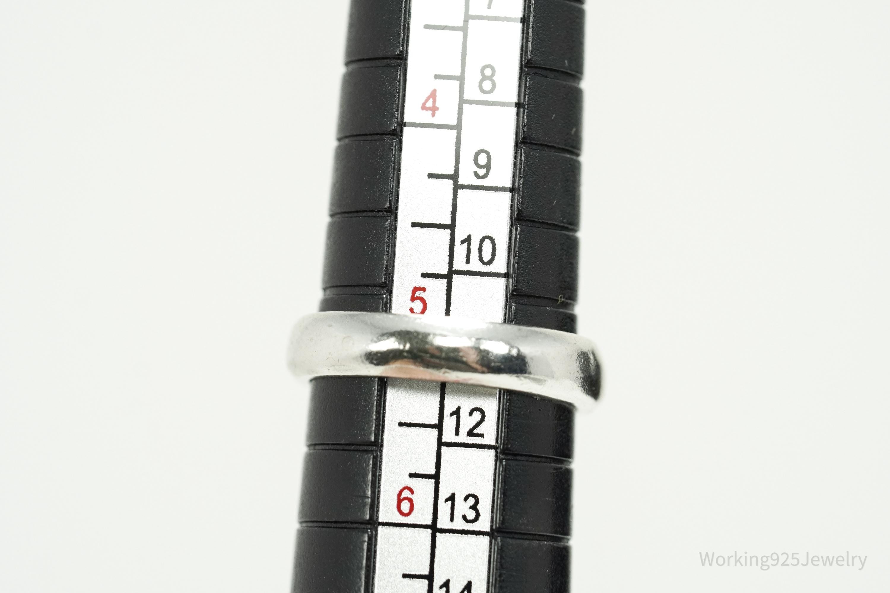 Vintage Sterling Silver Band Ring - Size 5.25