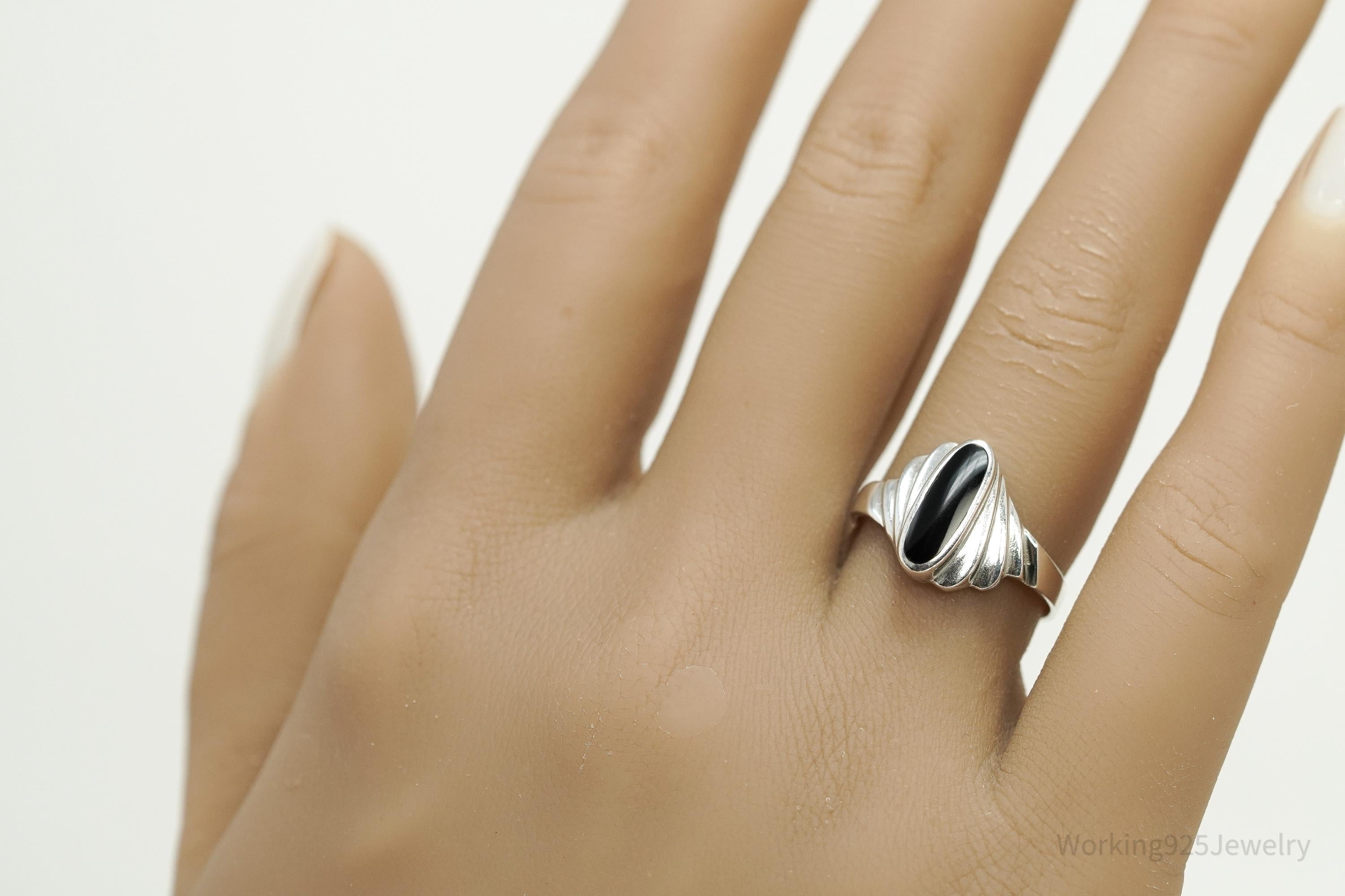 Vintage Black Onyx Sterling Silver Ring - Size 7.25