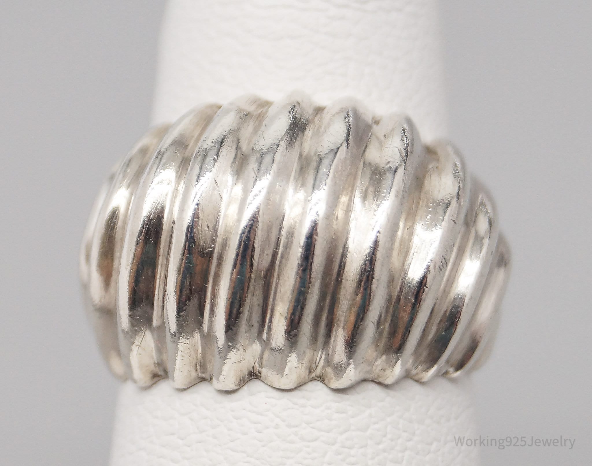 Vintage Ribbed Modernist Style Sterling Silver Ring - Size 3.25