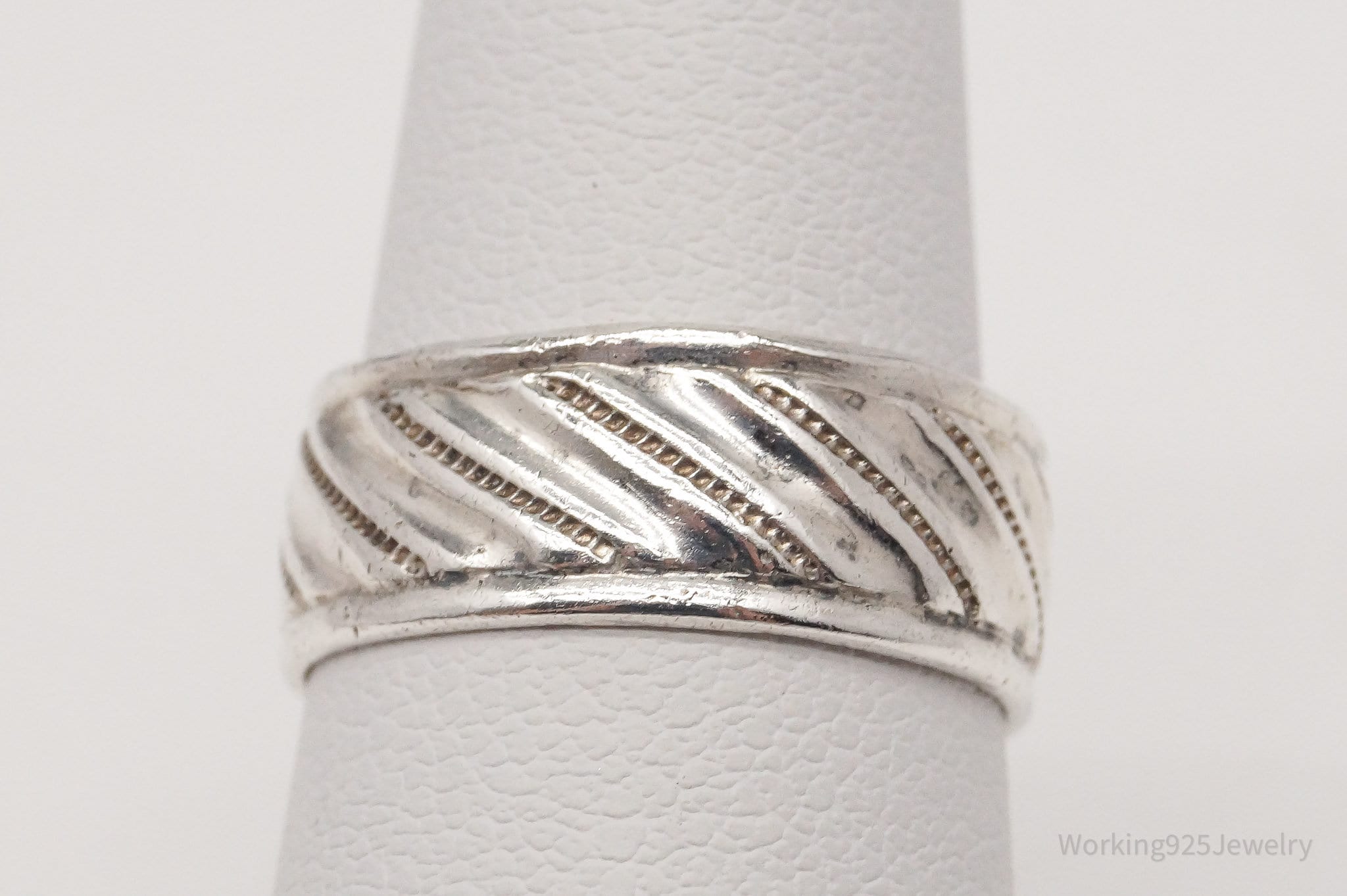 Antique Designer Uncas MFG Co Sterling Silver Band Ring - Size 6