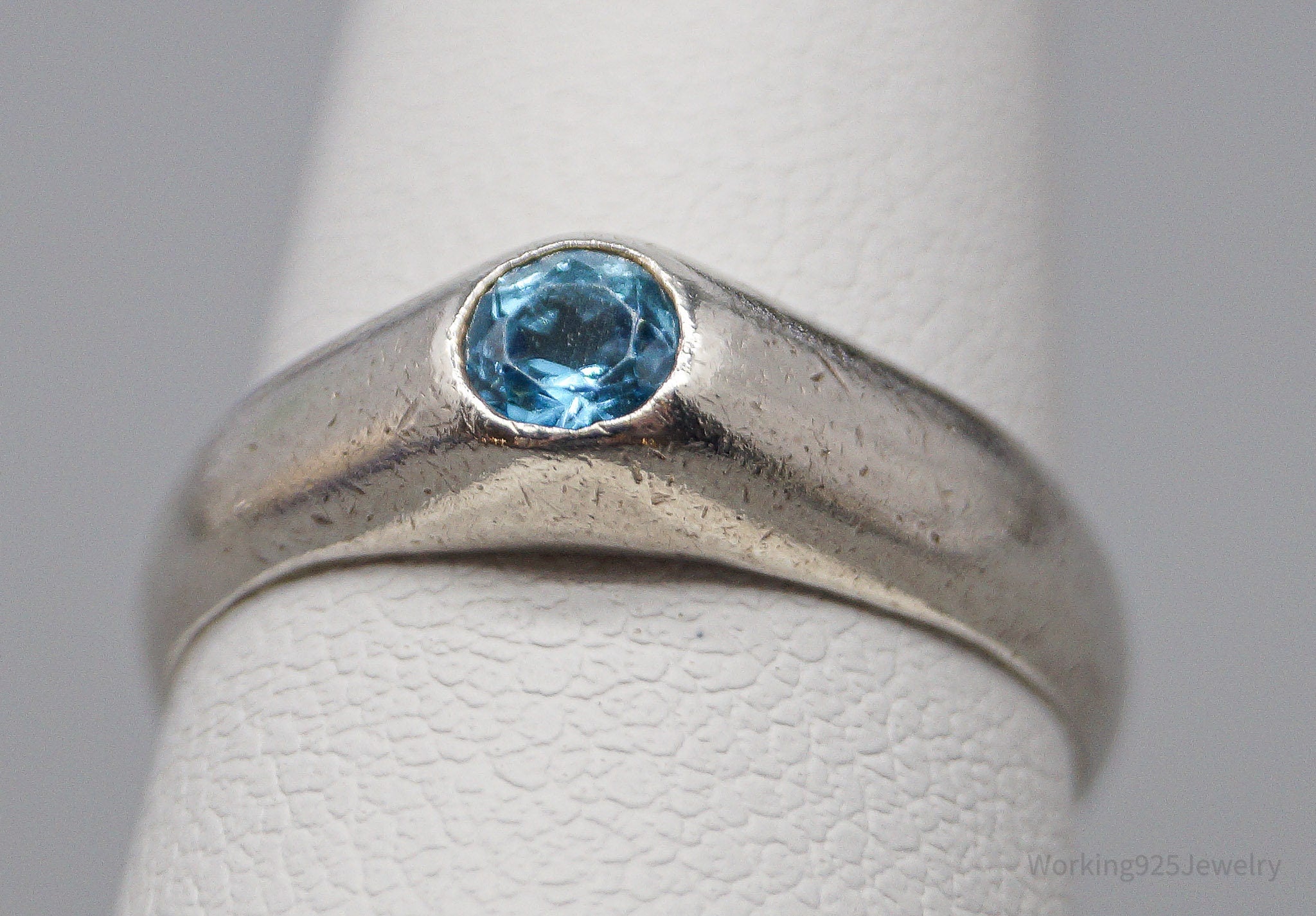 Vintage Blue Topaz Sterling Silver Ring - Size 6.5