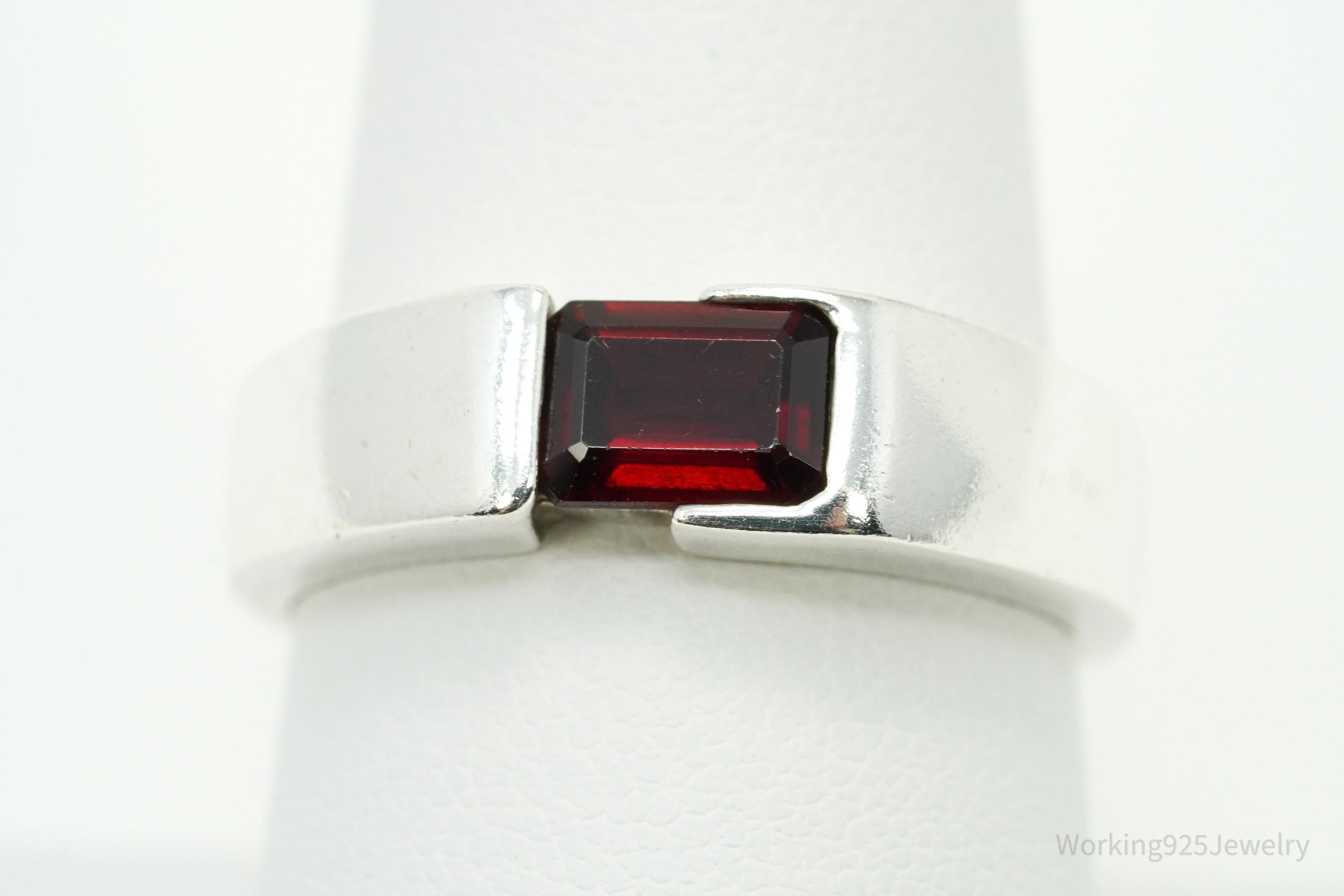 Vintage Garnet Modernist Style Sterling Silver Ring - Size 8.75