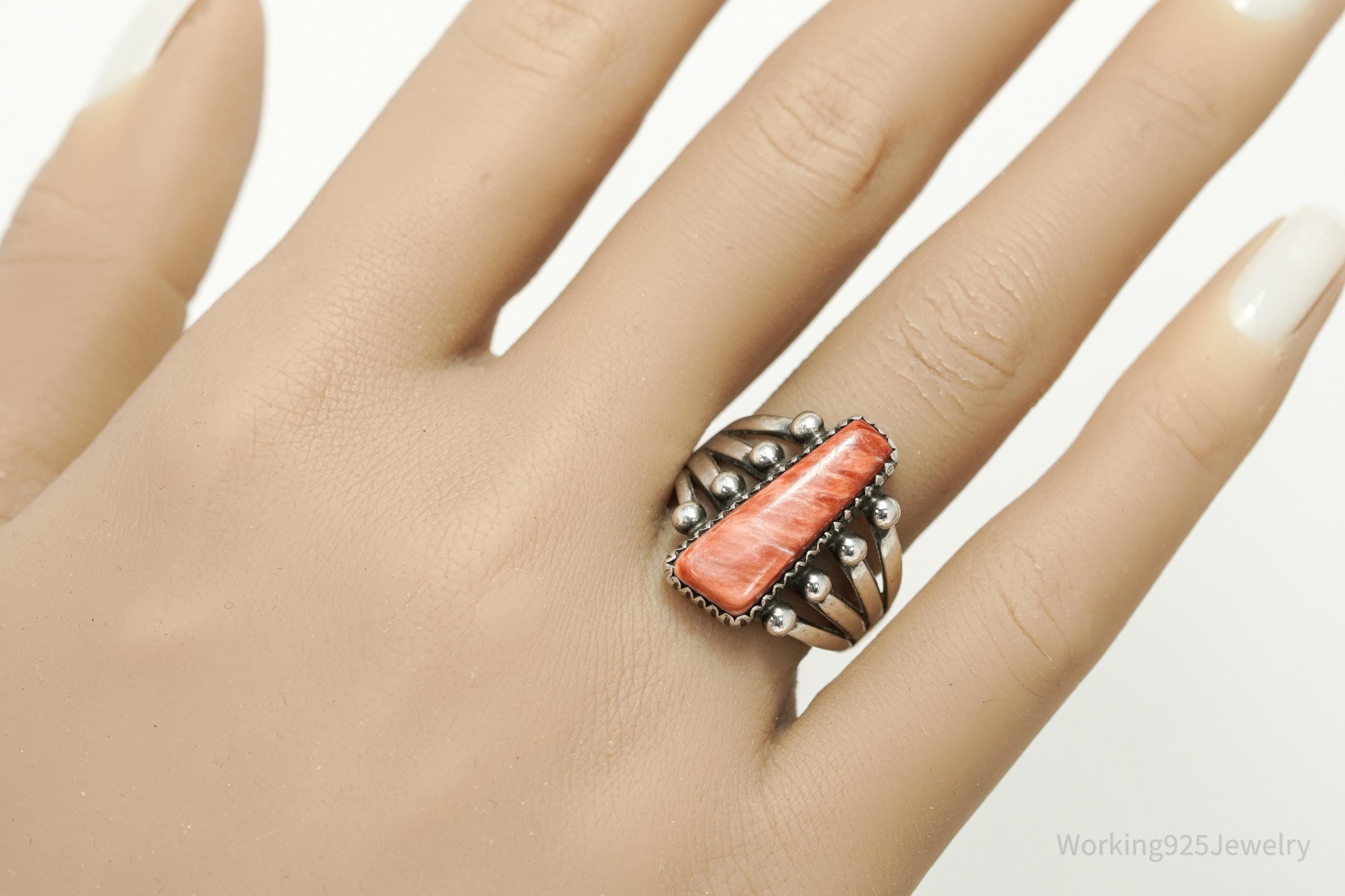 Vintage Southwestern Red Spiny Oyster Sterling Silver Ring – Size 8.5