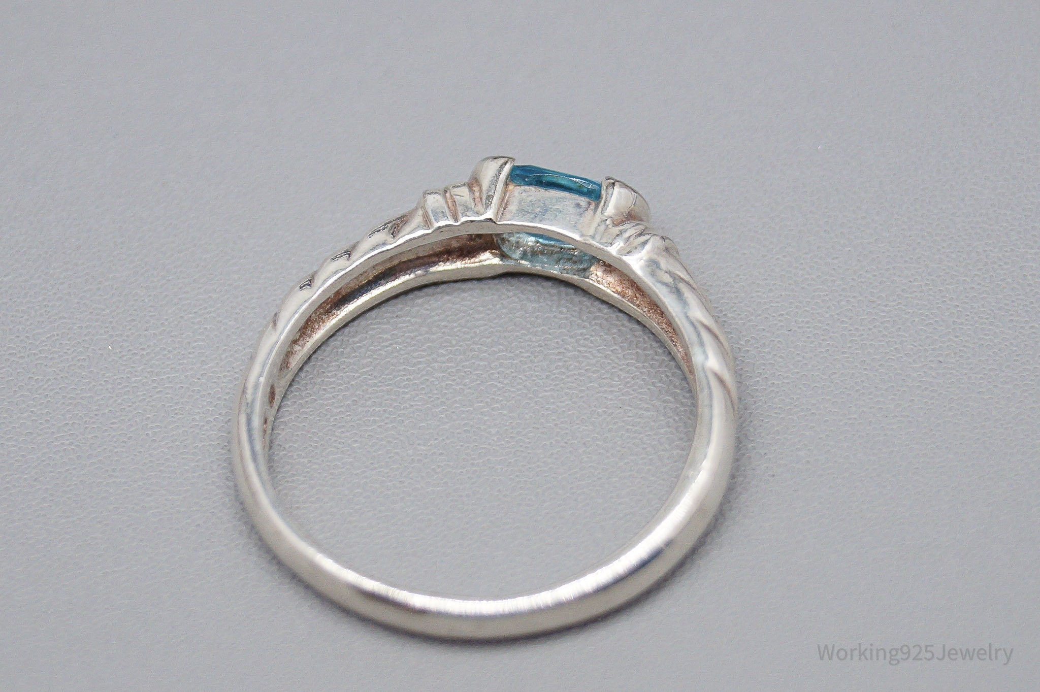 Vintage Blue Topaz Sterling Silver Ring - Size 6