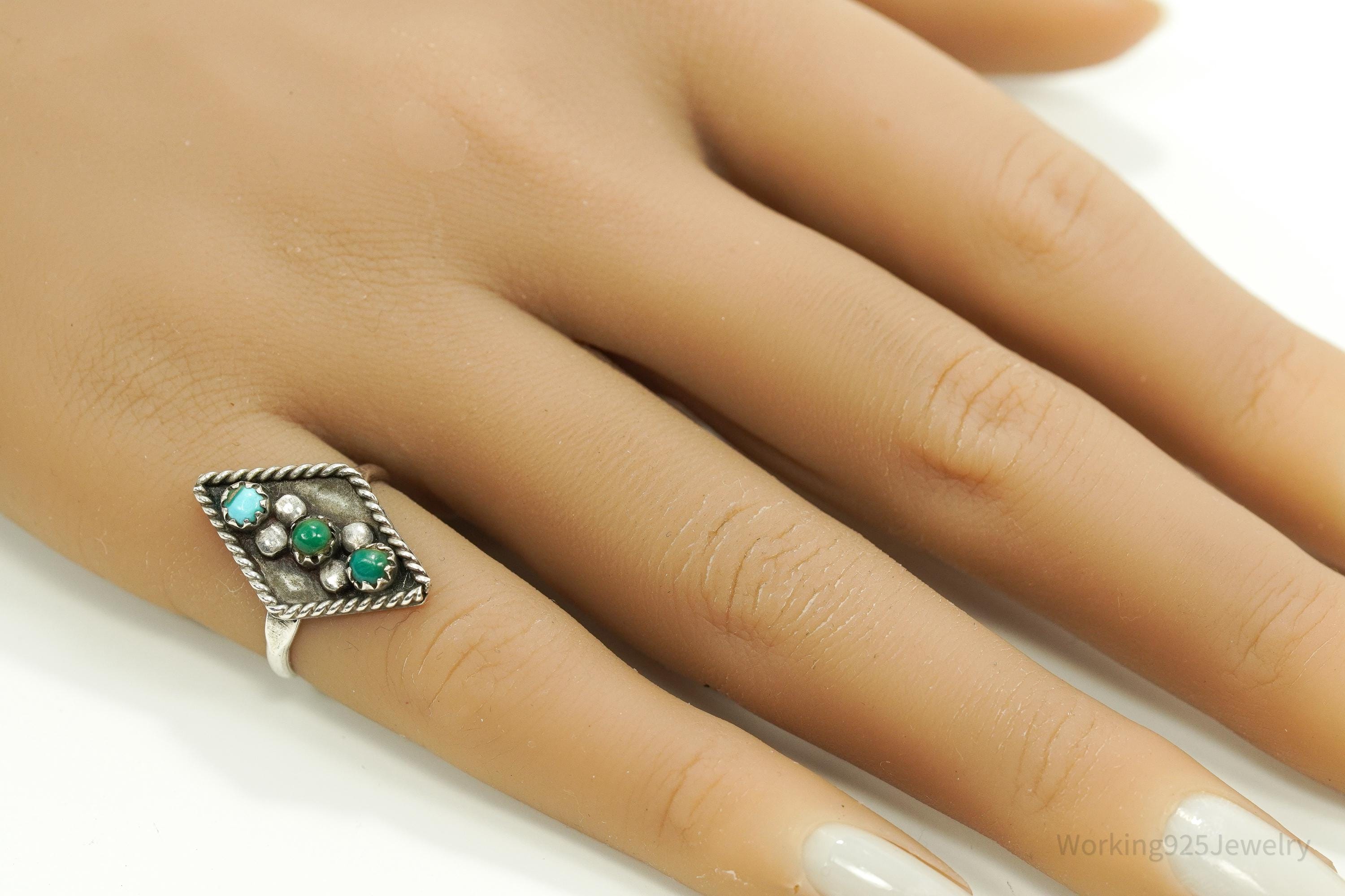 Vintage Handmade Native American Turquoise Unsigned Silver Ring - Size 5.75