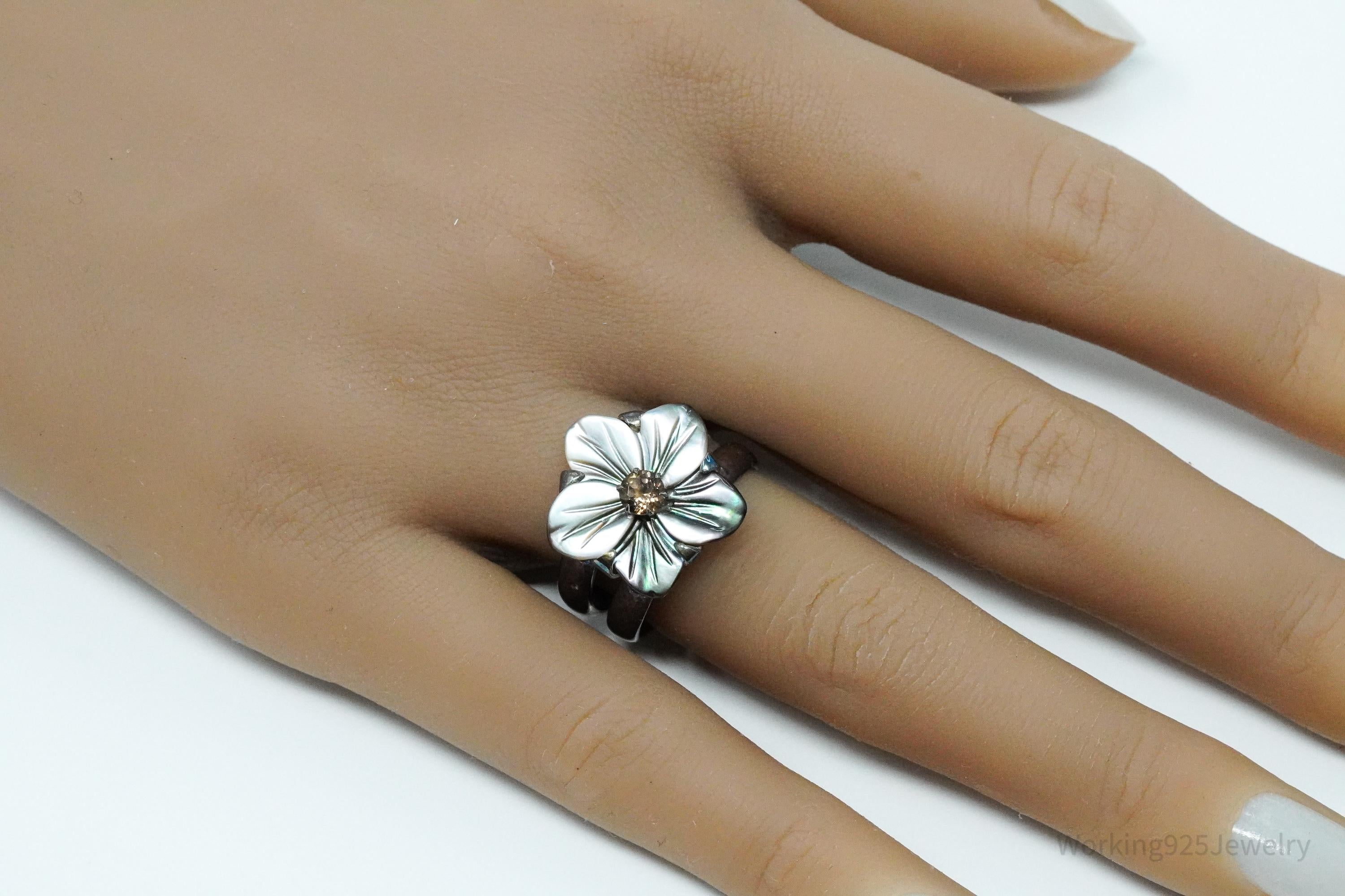 Vintage Black Mother Of Pearl & Smoke Topaz Flower Sterling Silver Ring - Size 8