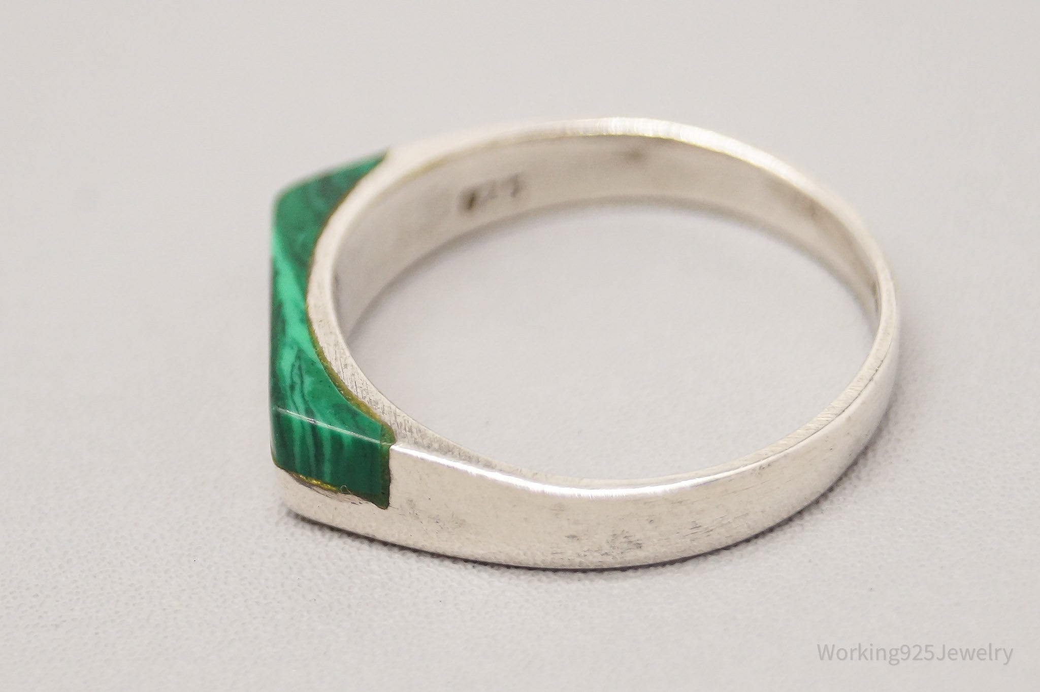 Vintage Malachite Modernist Style Sterling Silver Ring - Size 7.5